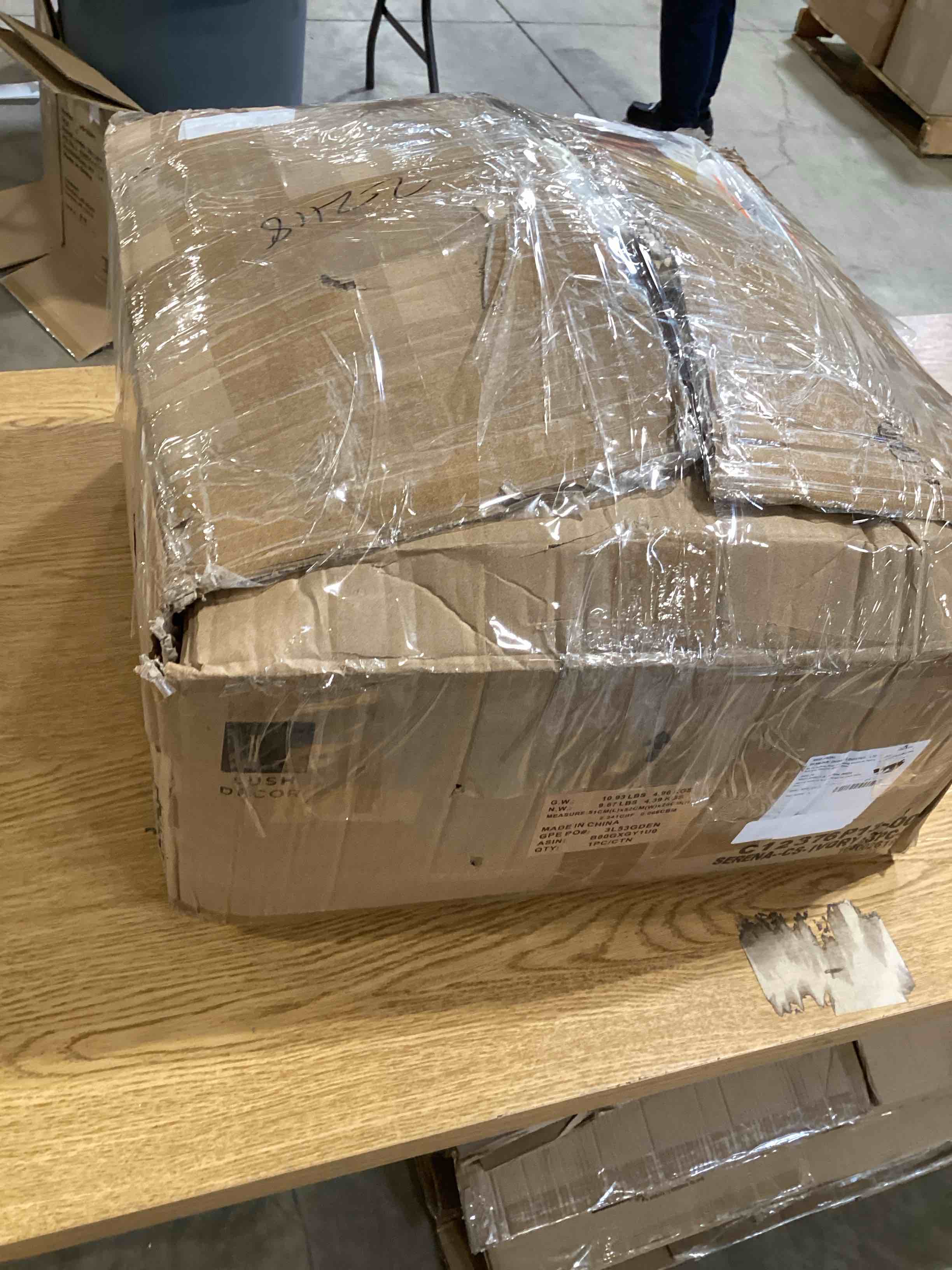 https://s3.amazonaws.com/lotting-images-prod/bidfta/GRN6222832_1714146602044.jpeg