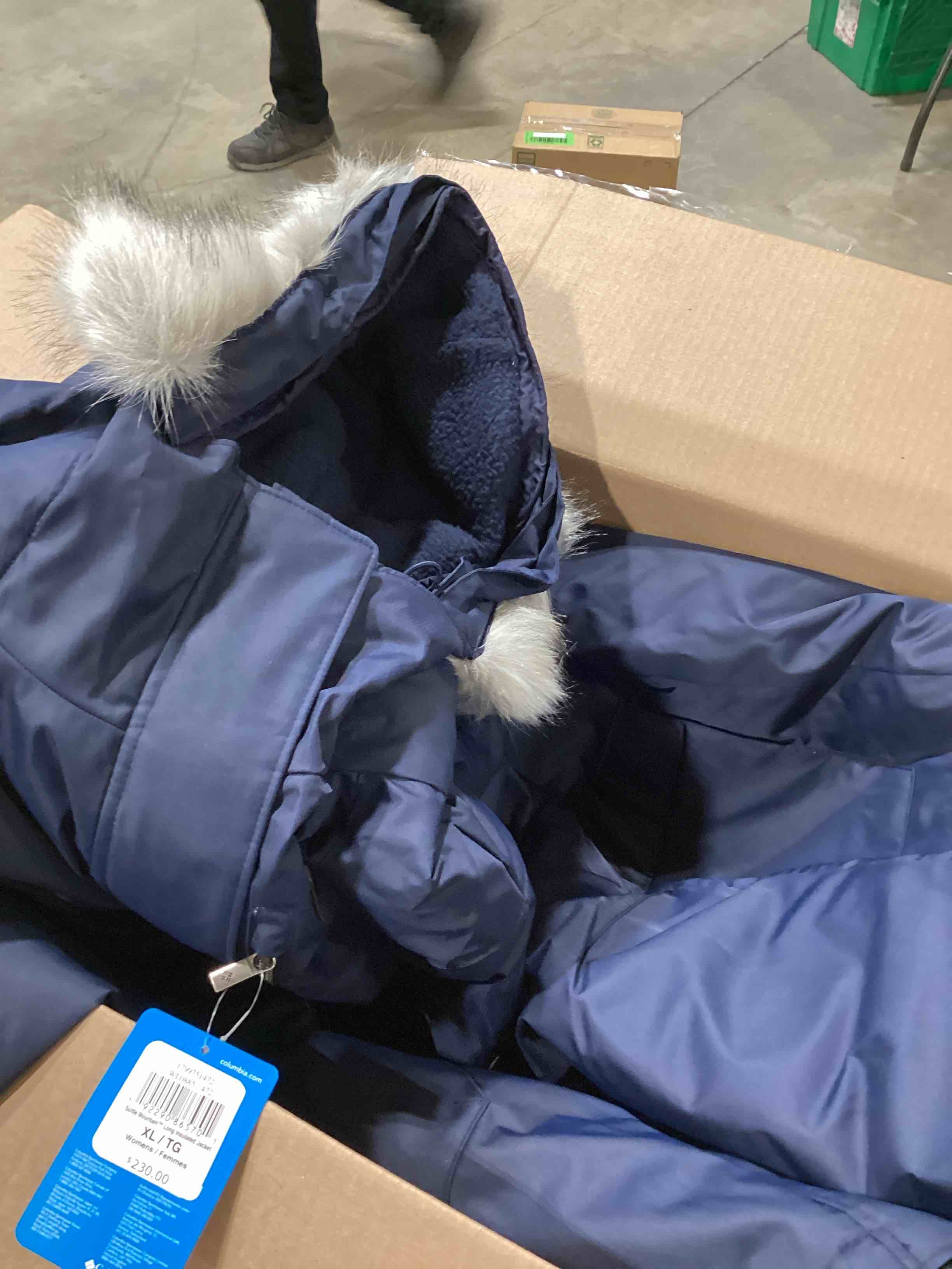 https://s3.amazonaws.com/lotting-images-prod/bidfta/GRN6223093_1714753412685.jpeg