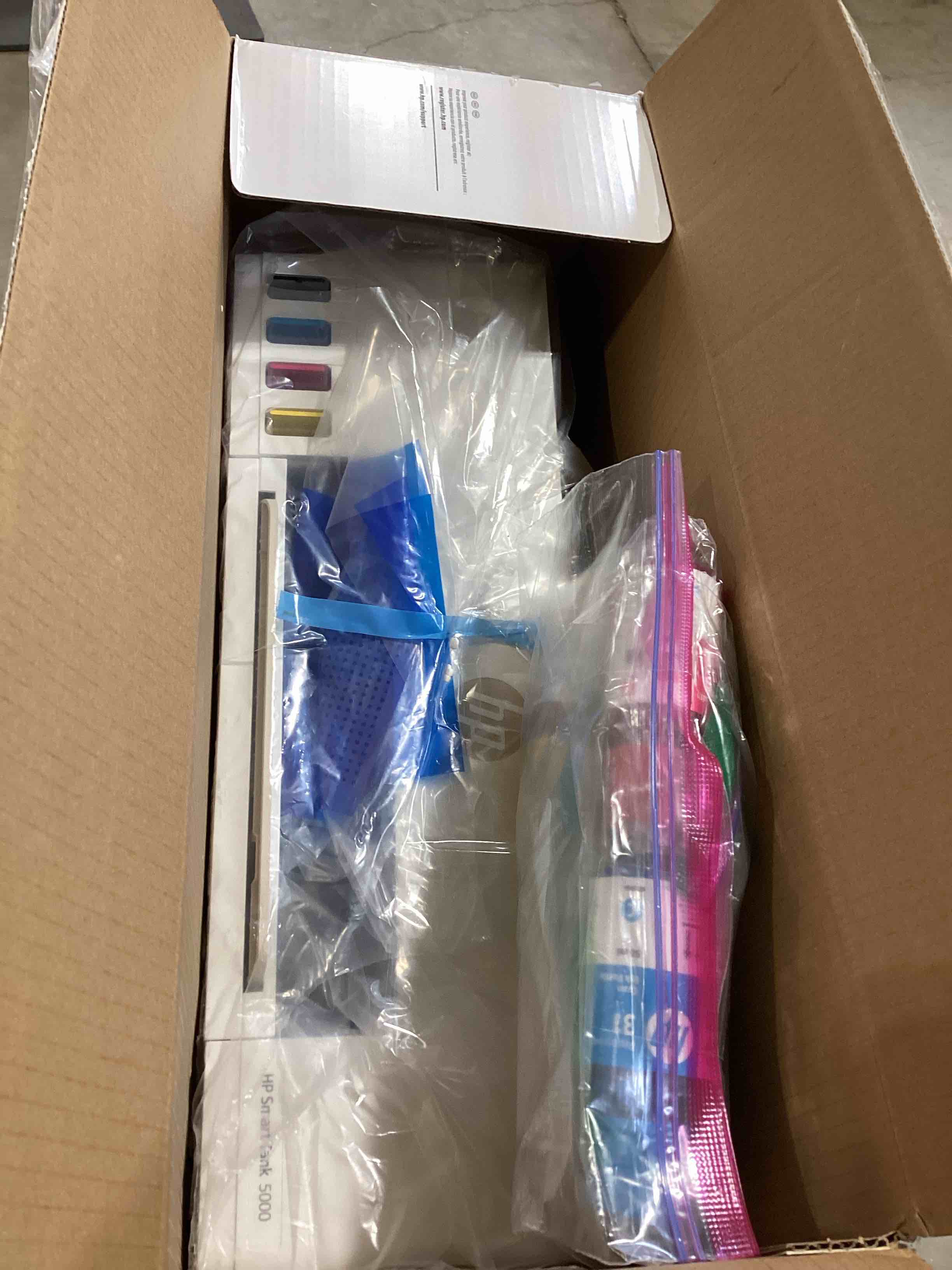 https://s3.amazonaws.com/lotting-images-prod/bidfta/GRN6223362_1715882101457.jpeg