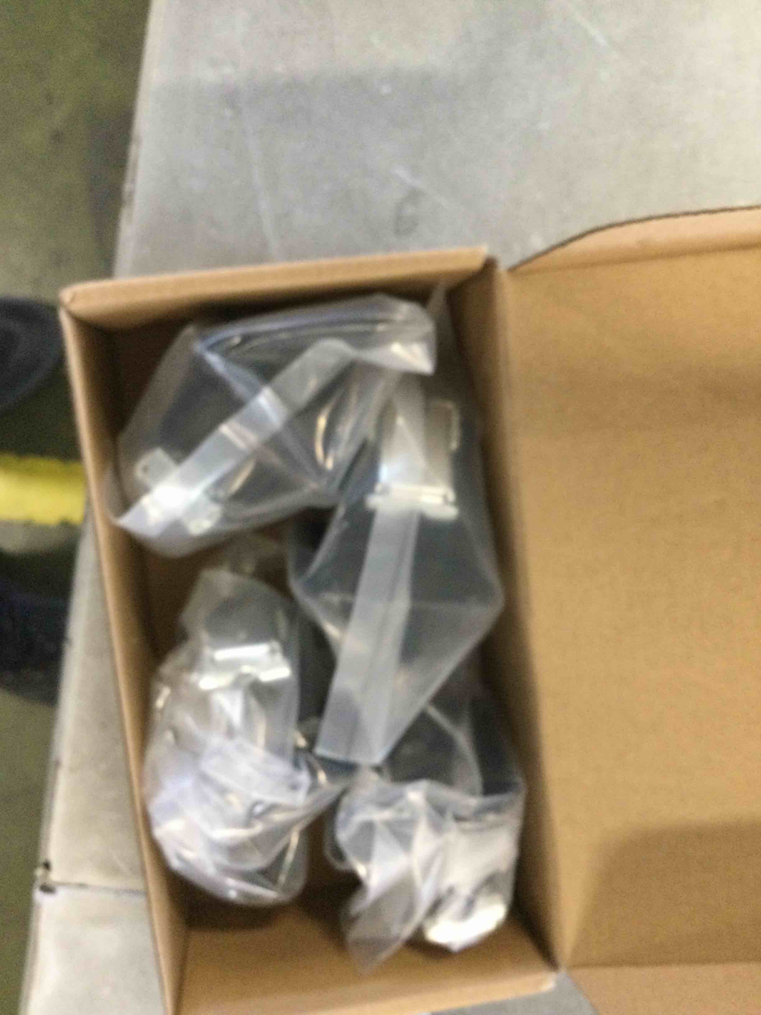 https://s3.amazonaws.com/lotting-images-prod/bidfta/GRN6225557_1715355720664.jpeg