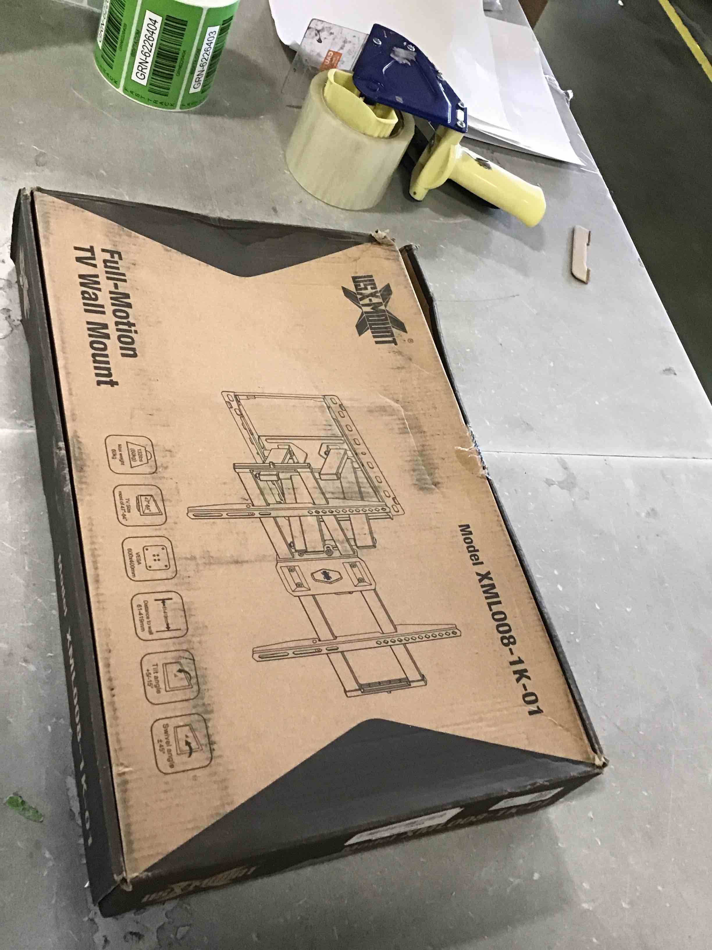 https://s3.amazonaws.com/lotting-images-prod/bidfta/GRN6226399_1715885662875.jpeg