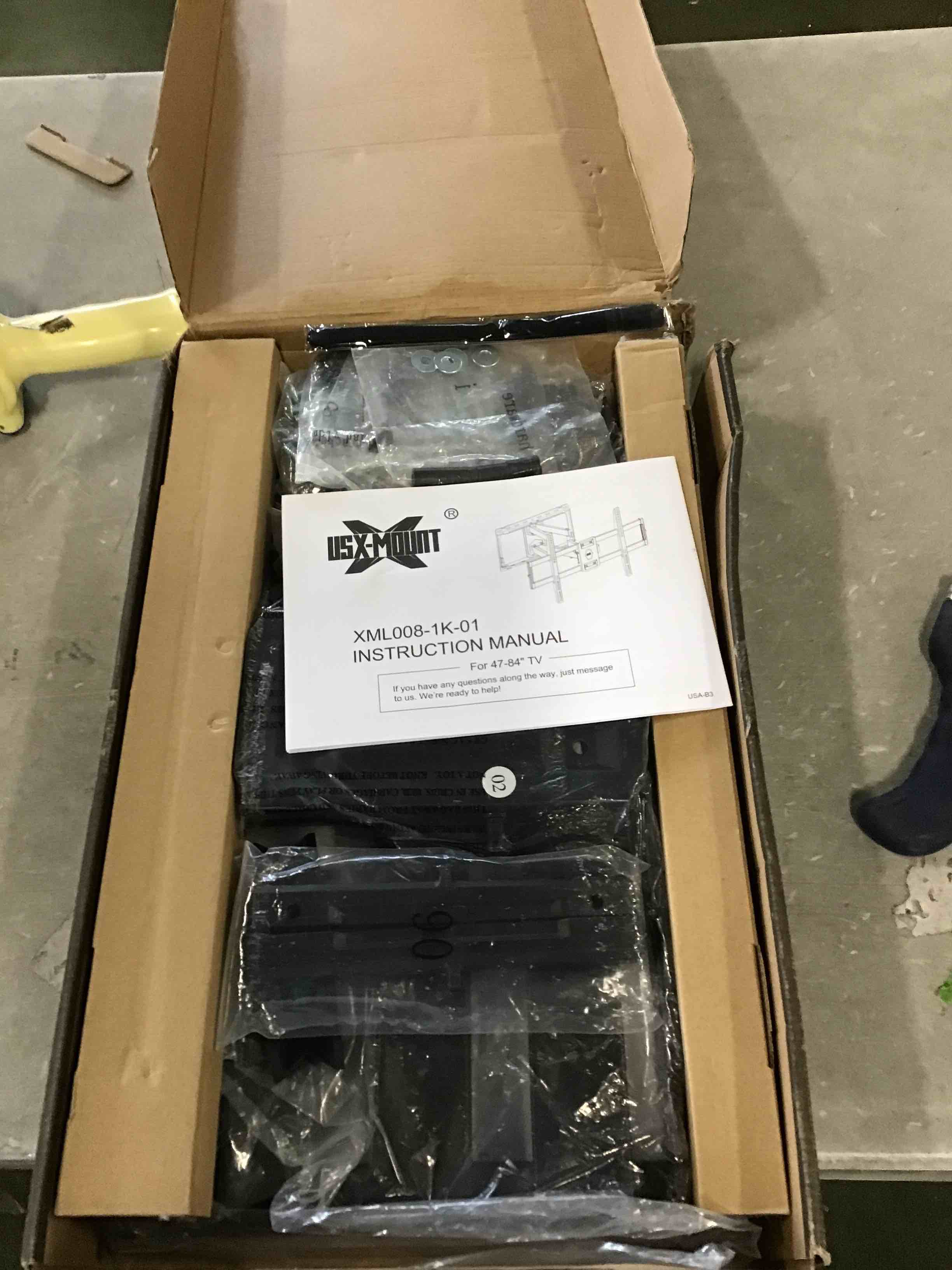 https://s3.amazonaws.com/lotting-images-prod/bidfta/GRN6226399_1715885704559.jpeg