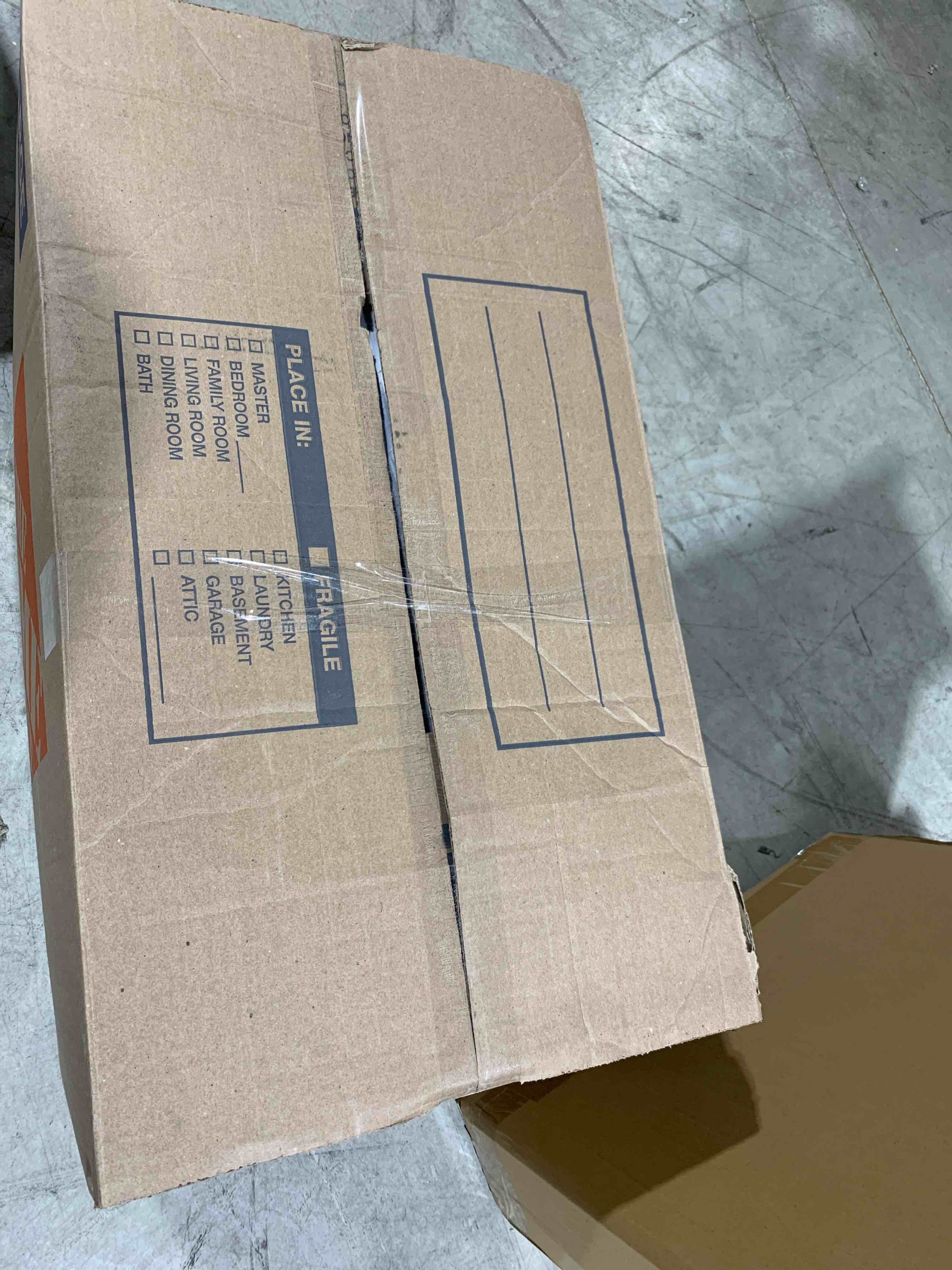 https://s3.amazonaws.com/lotting-images-prod/bidfta/GRN6227101_1715444536474.jpeg