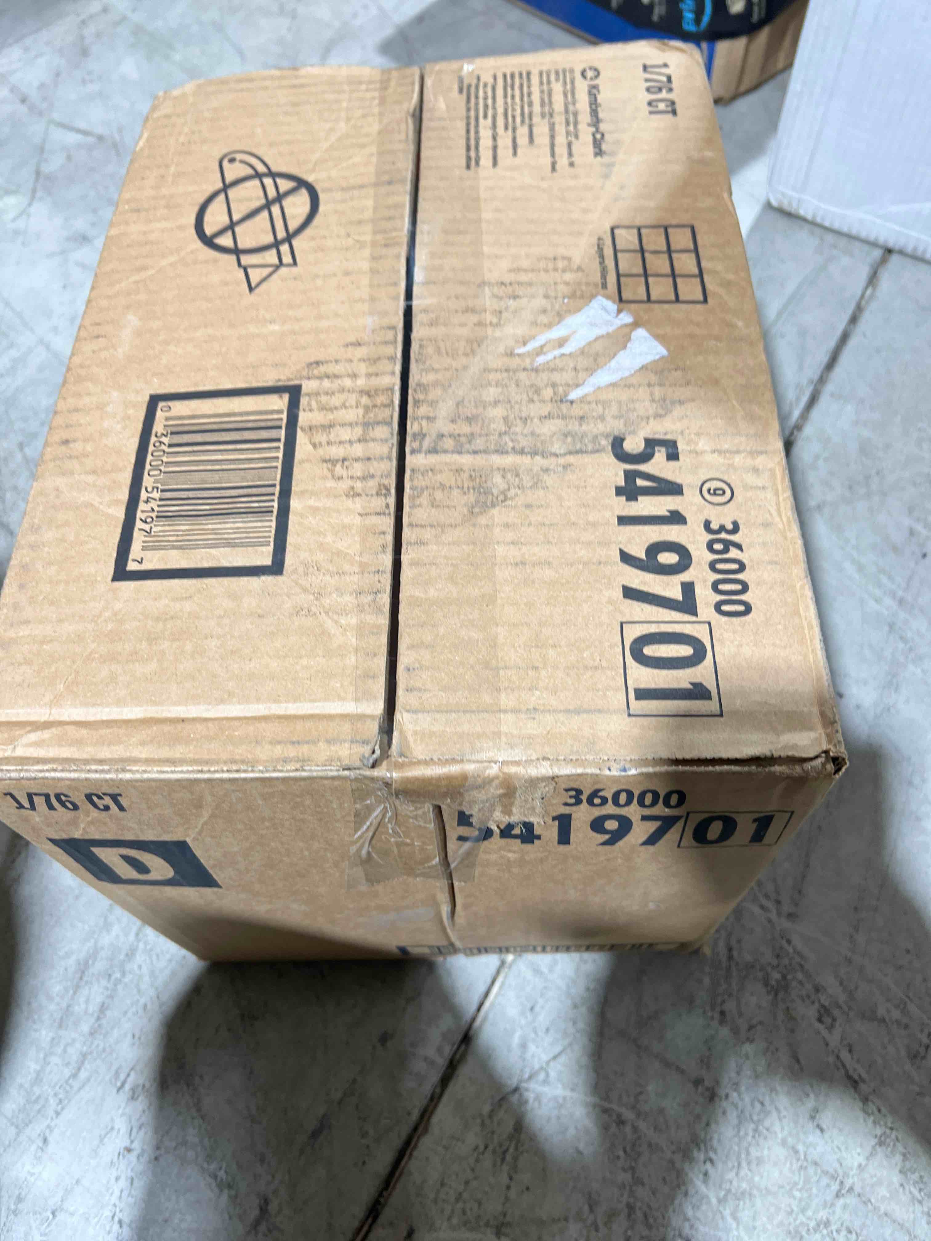 https://s3.amazonaws.com/lotting-images-prod/bidfta/GRN6227586_1717792285688.jpeg