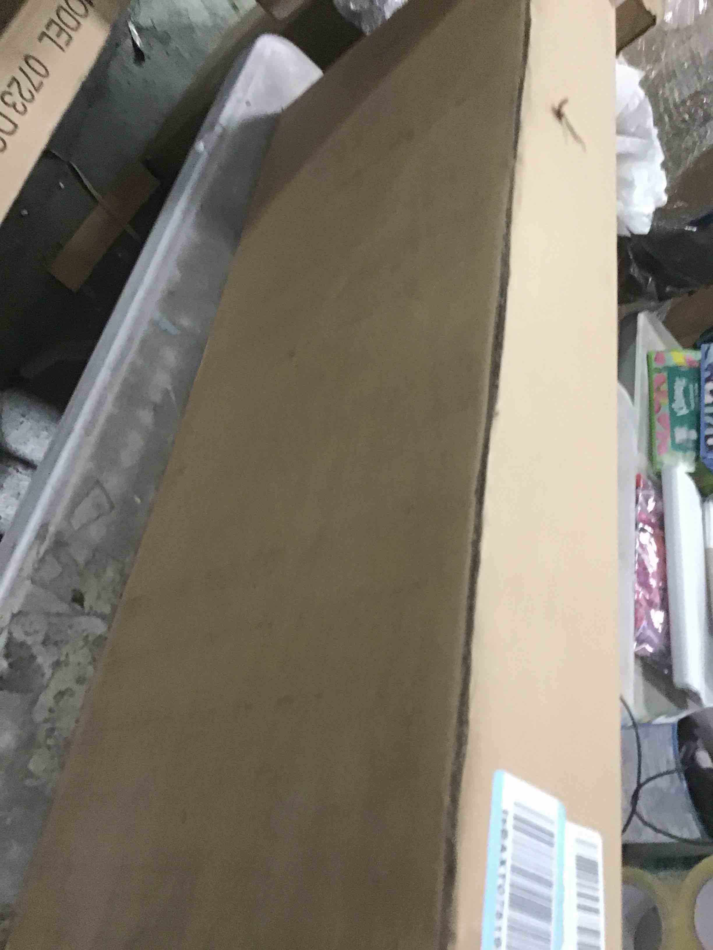 https://s3.amazonaws.com/lotting-images-prod/bidfta/GRN6228908_1713530856786.jpeg