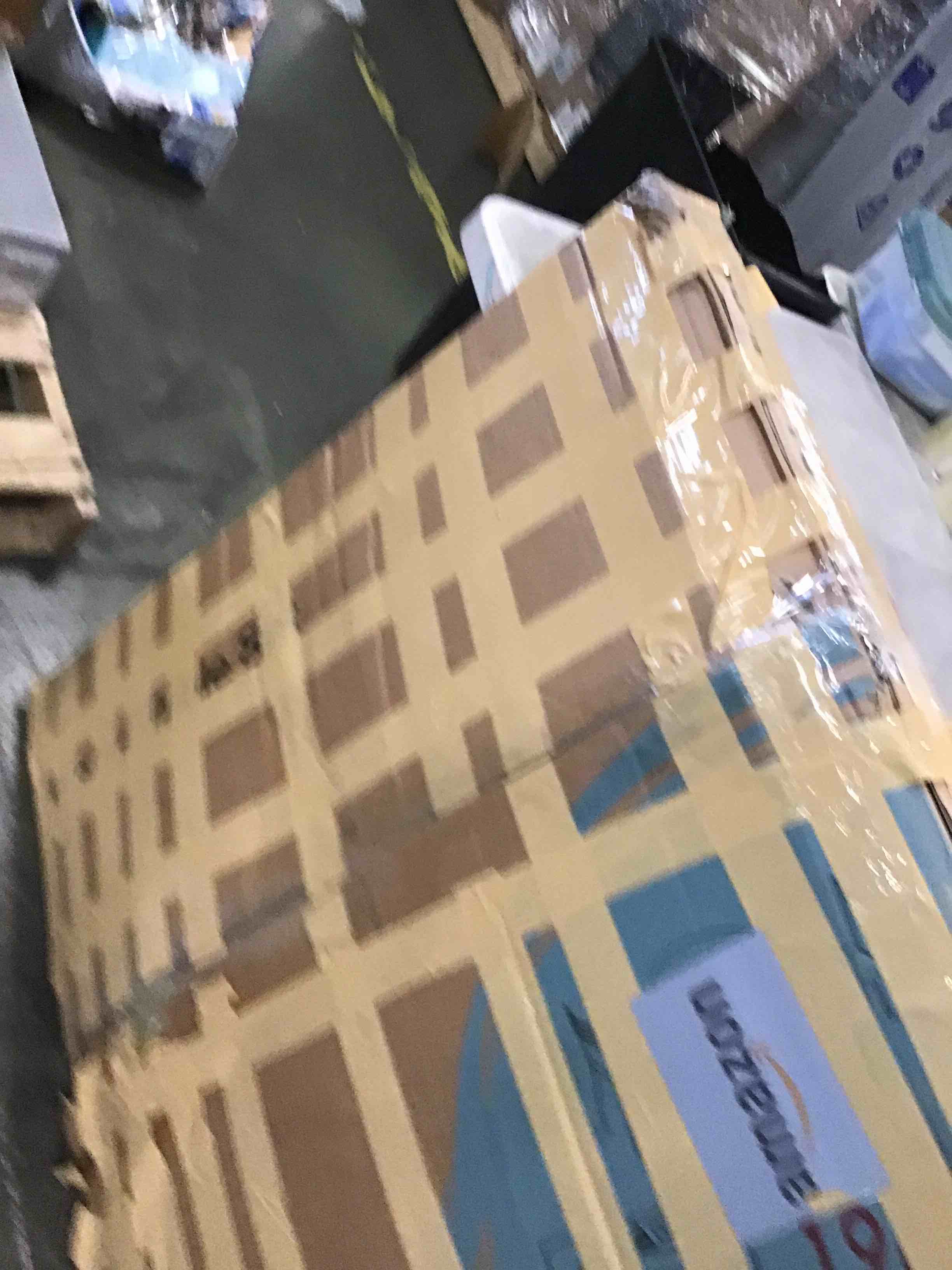 https://s3.amazonaws.com/lotting-images-prod/bidfta/GRN6229522_1713797157701.jpeg