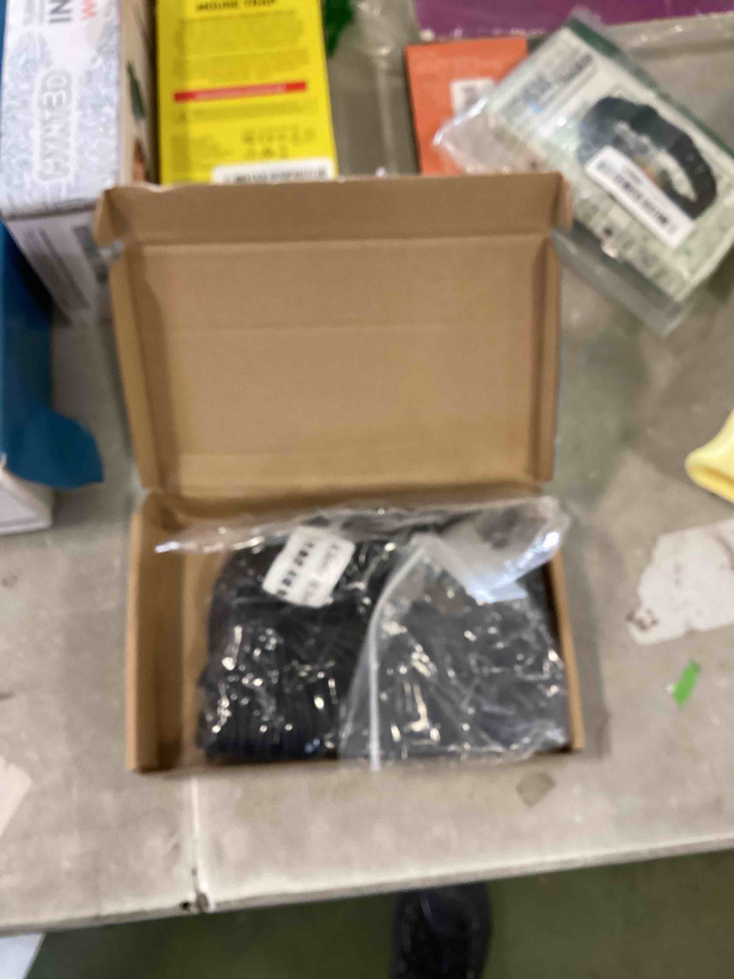 https://s3.amazonaws.com/lotting-images-prod/bidfta/GRN6230186_1713360723717.jpeg