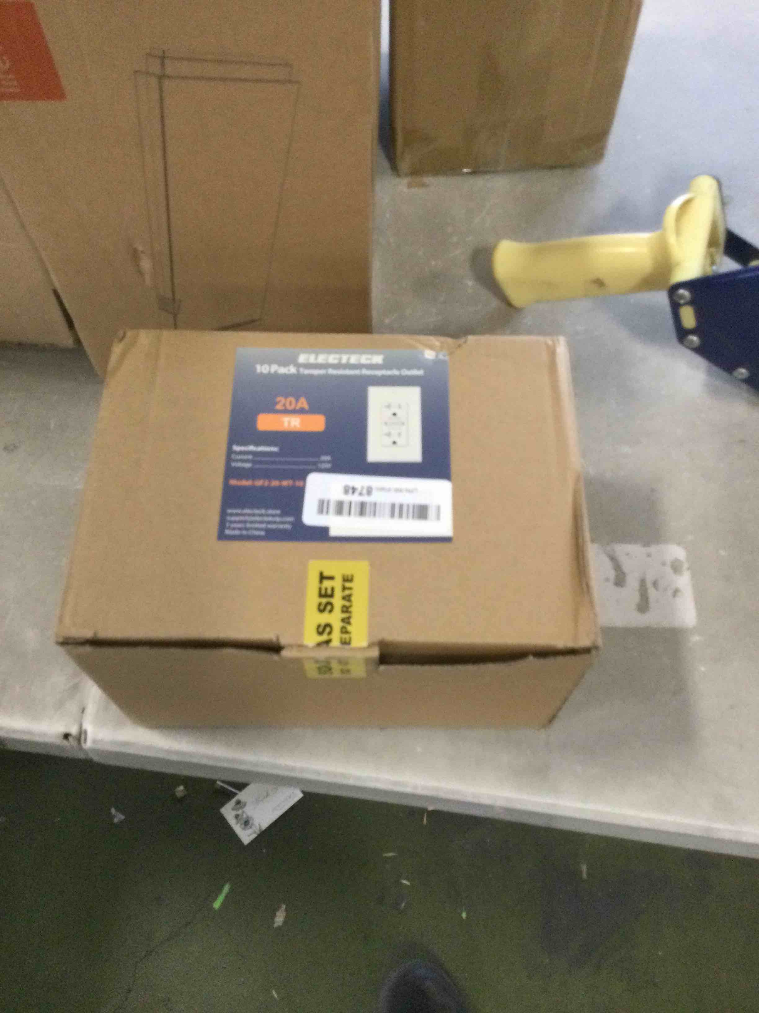 https://s3.amazonaws.com/lotting-images-prod/bidfta/GRN6230276_1713374856251.jpeg