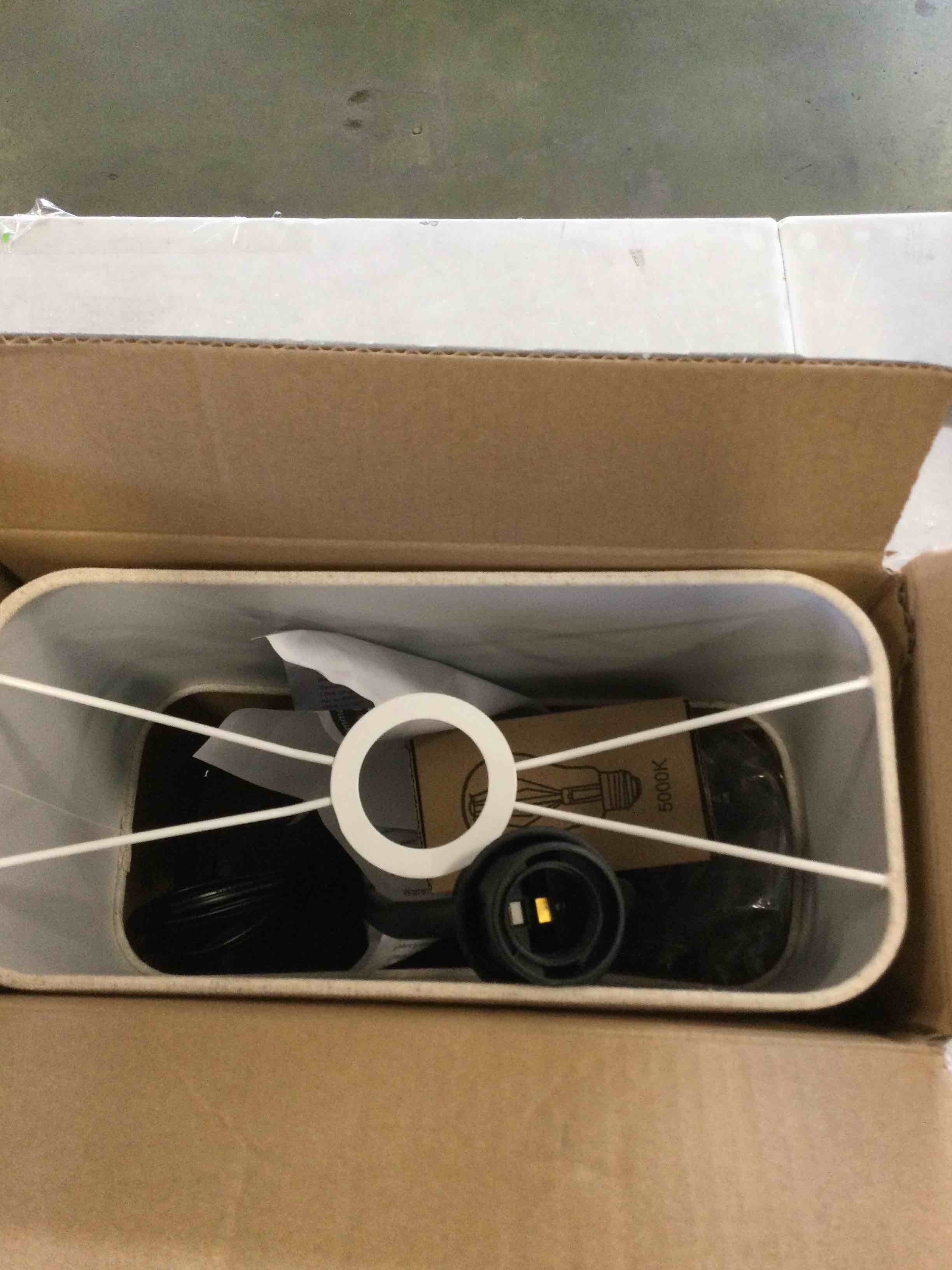 https://s3.amazonaws.com/lotting-images-prod/bidfta/GRN6230674_1713790375317.jpeg