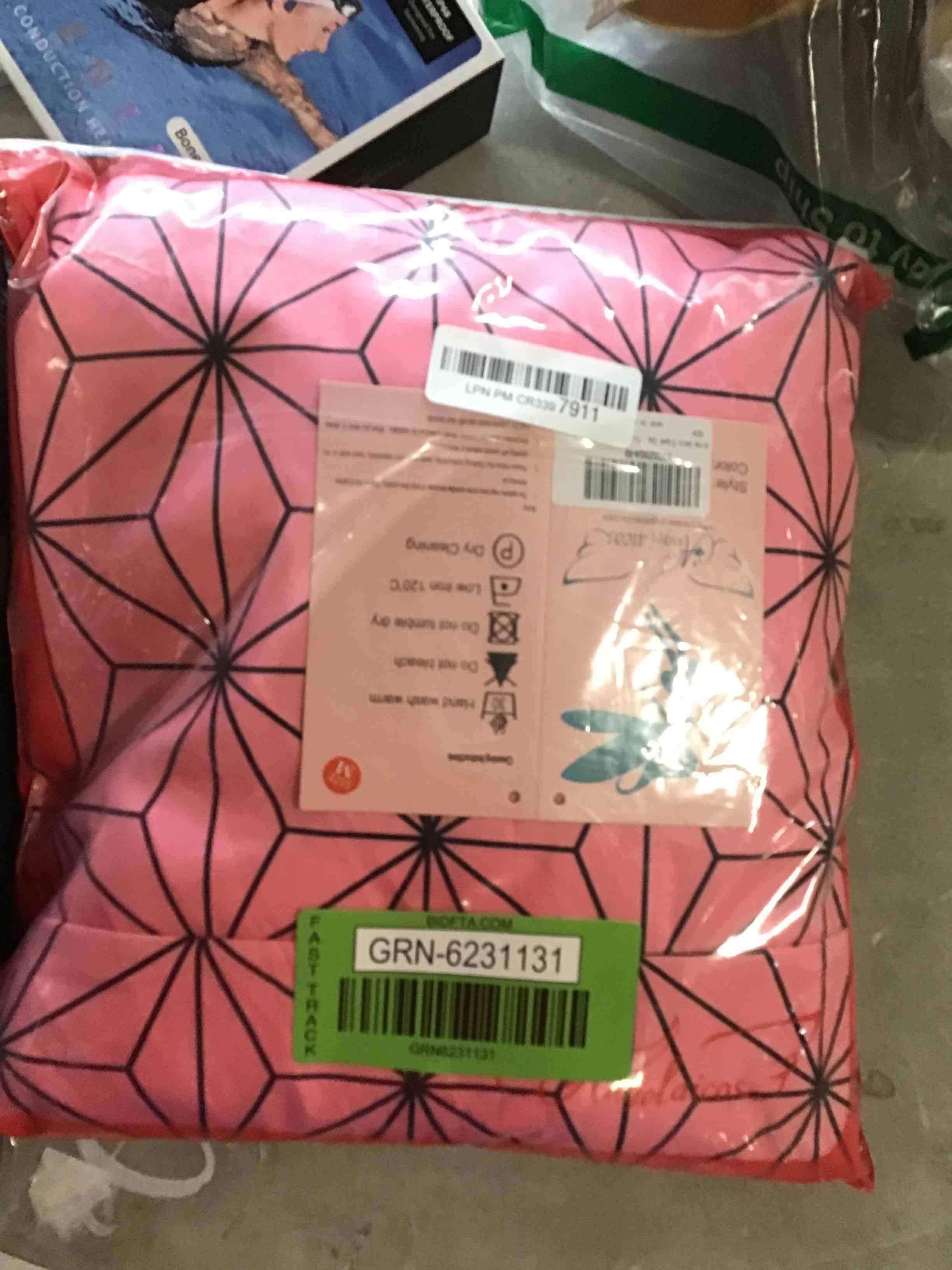 https://s3.amazonaws.com/lotting-images-prod/bidfta/GRN6231131_1713902742086.jpeg