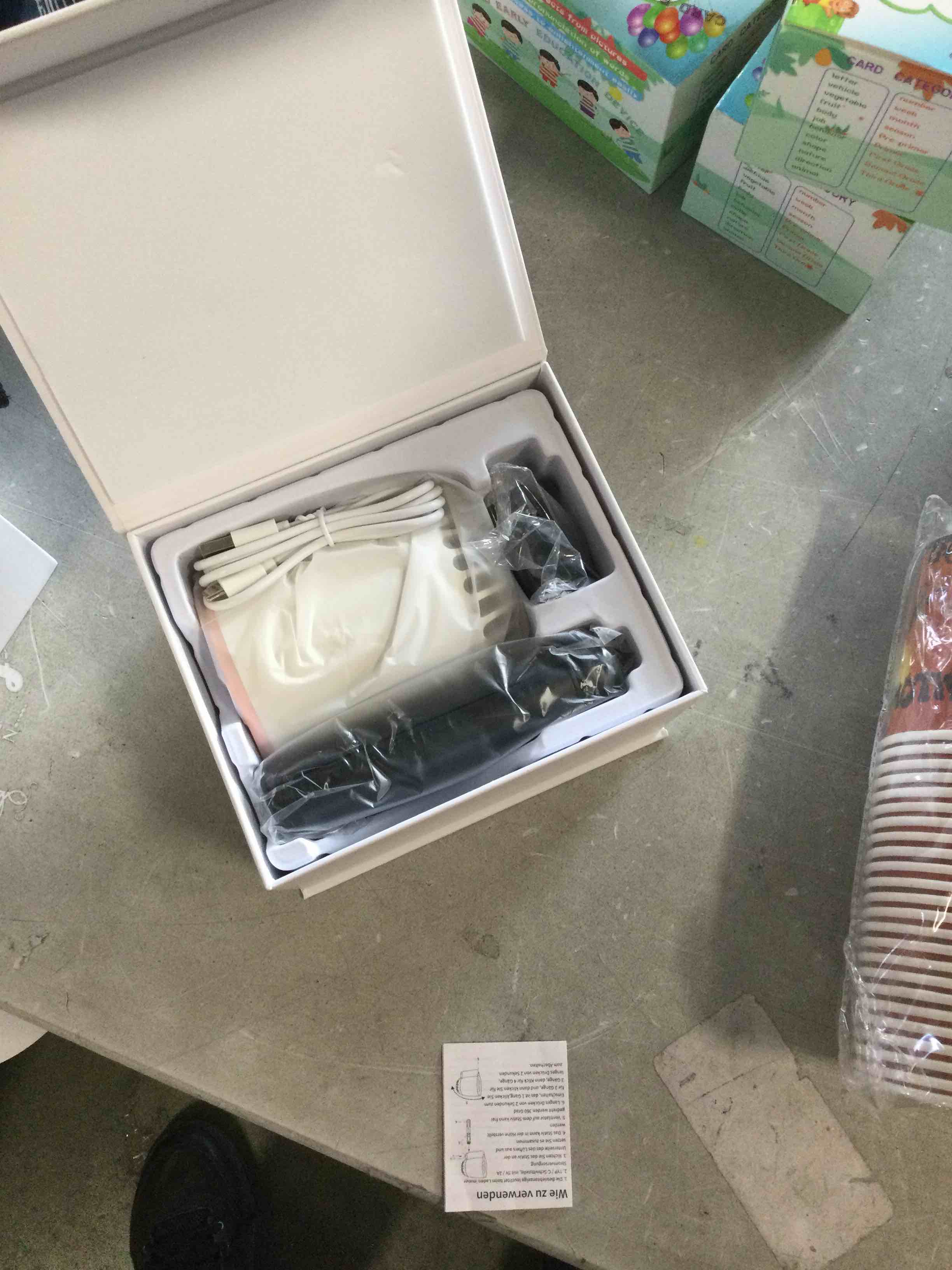 https://s3.amazonaws.com/lotting-images-prod/bidfta/GRN6231241_1713964304547.jpeg