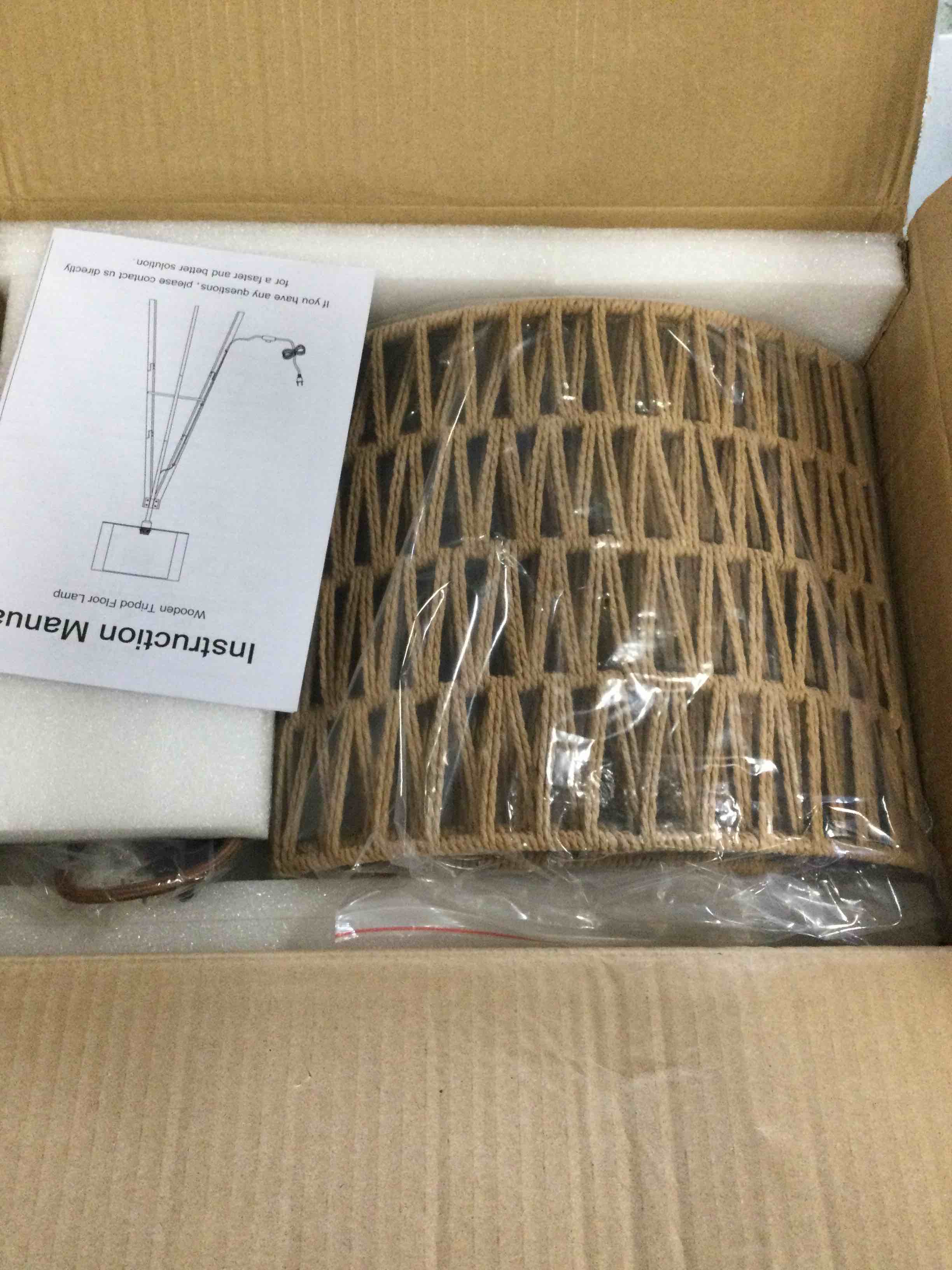 https://s3.amazonaws.com/lotting-images-prod/bidfta/GRN6231300_1713973297155.jpeg