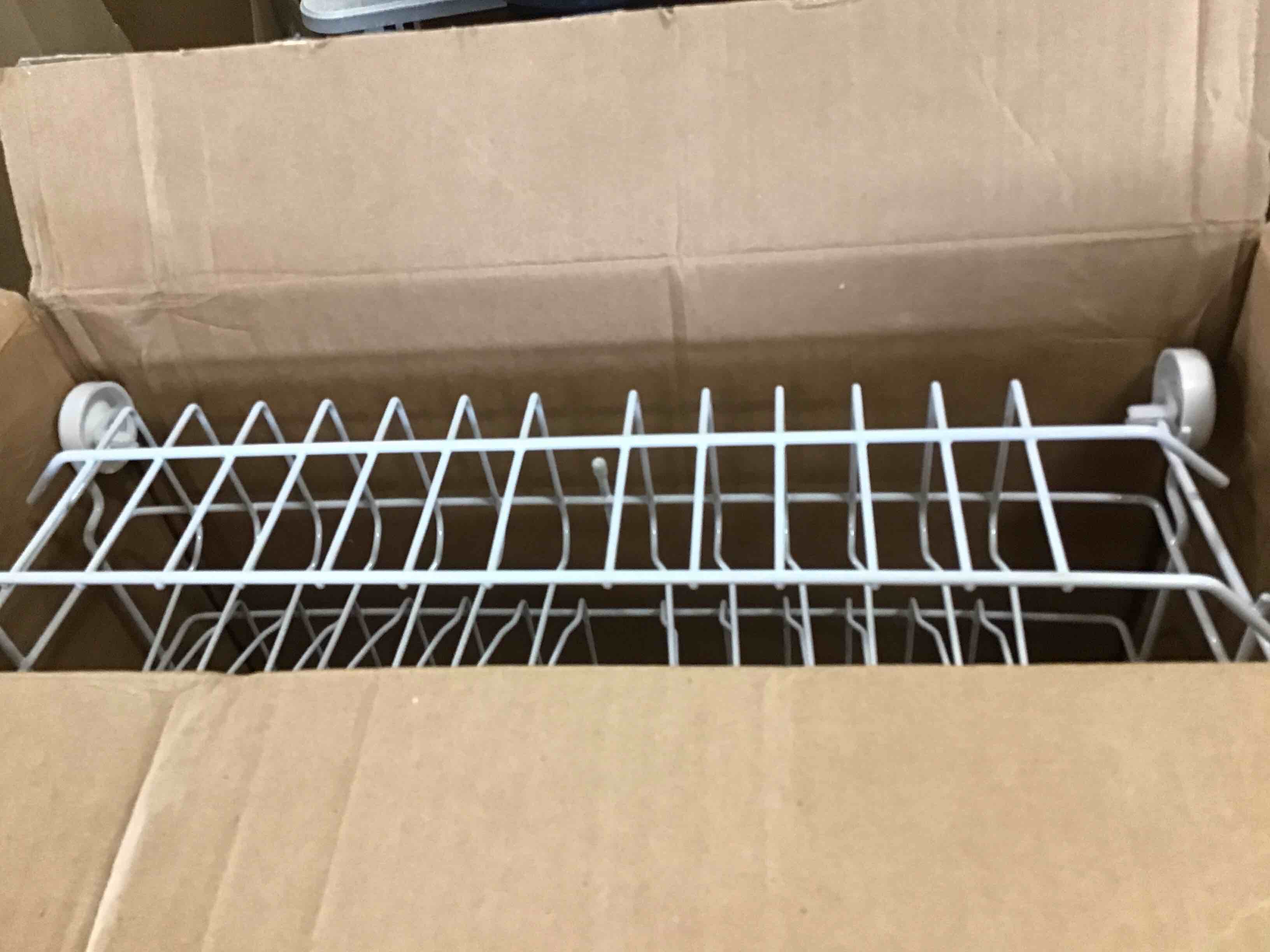https://s3.amazonaws.com/lotting-images-prod/bidfta/GRN6231574_1713365670351.jpeg