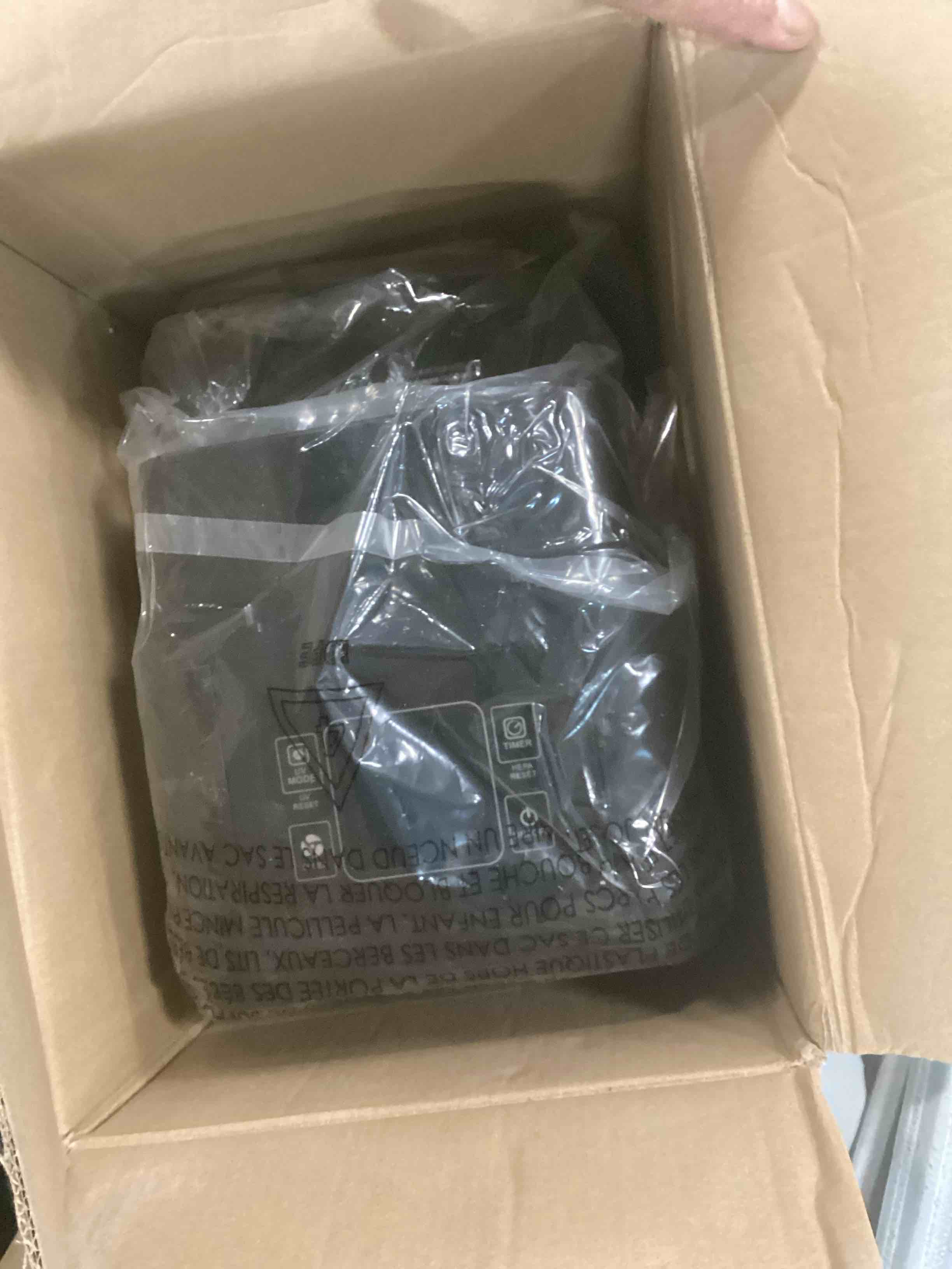 https://s3.amazonaws.com/lotting-images-prod/bidfta/GRN6236157_1714062933310.jpeg