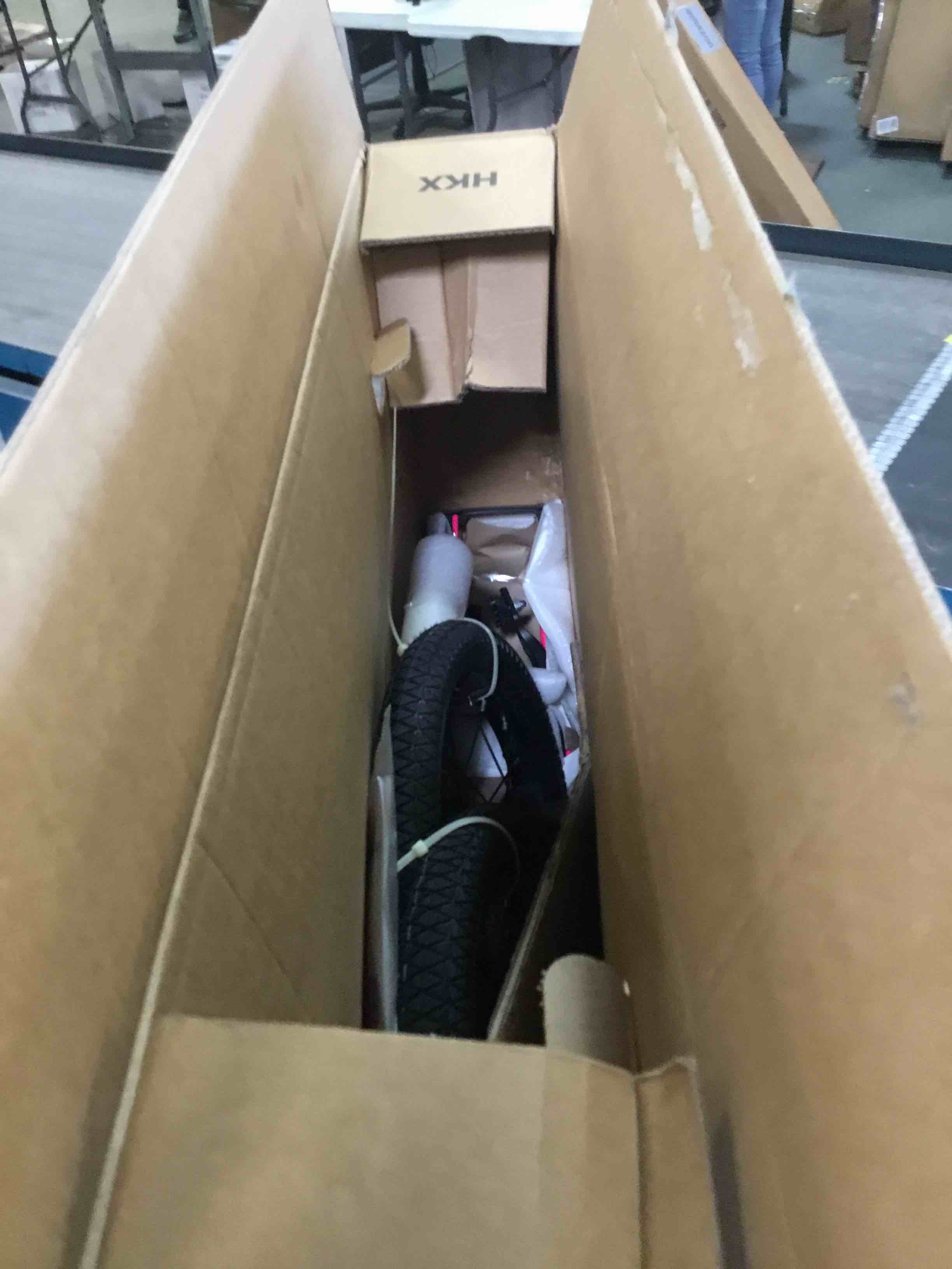https://s3.amazonaws.com/lotting-images-prod/bidfta/GRN6238300_1714068977282.jpeg