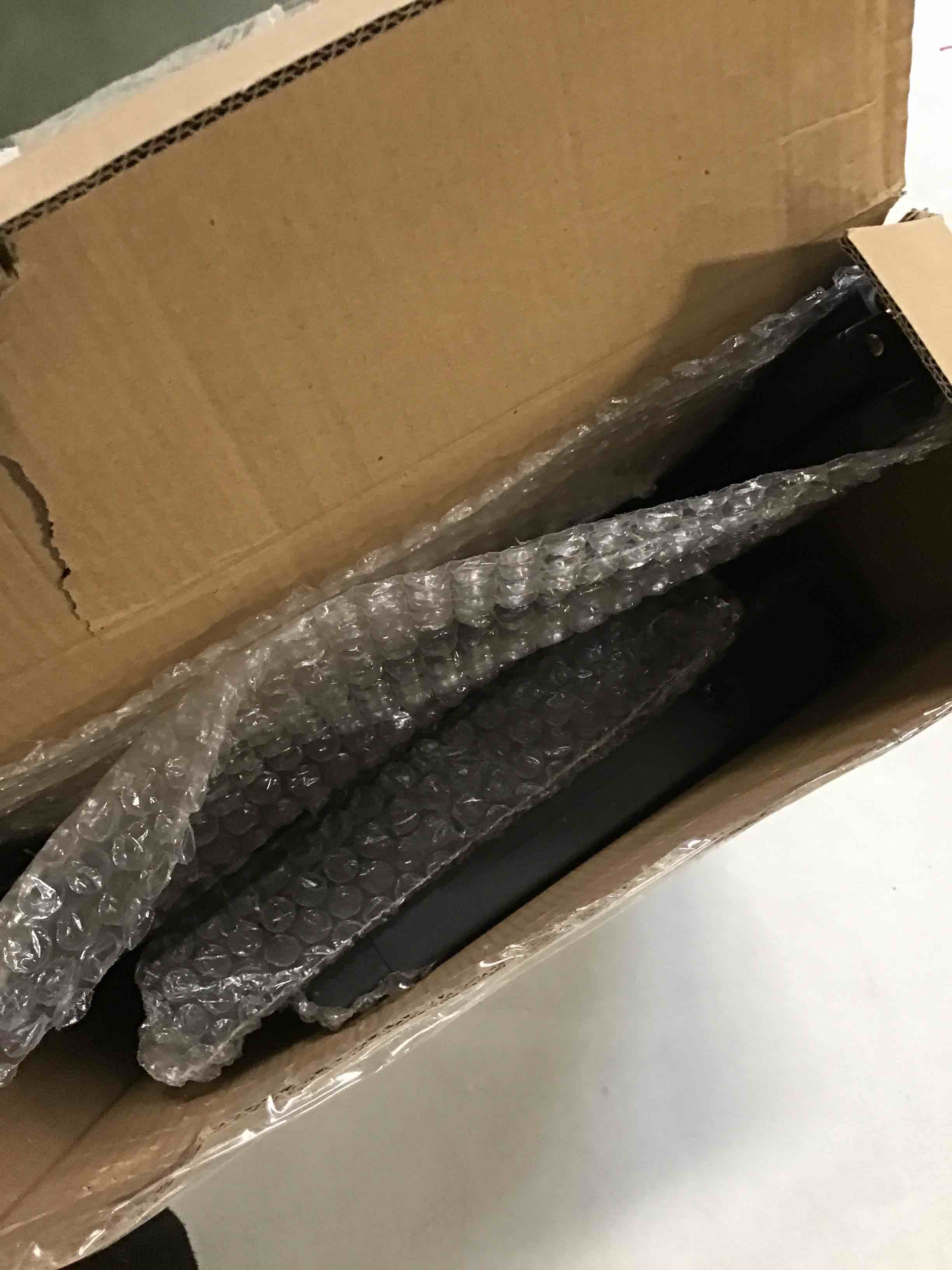 https://s3.amazonaws.com/lotting-images-prod/bidfta/GRN6239192_1714412189735.jpeg