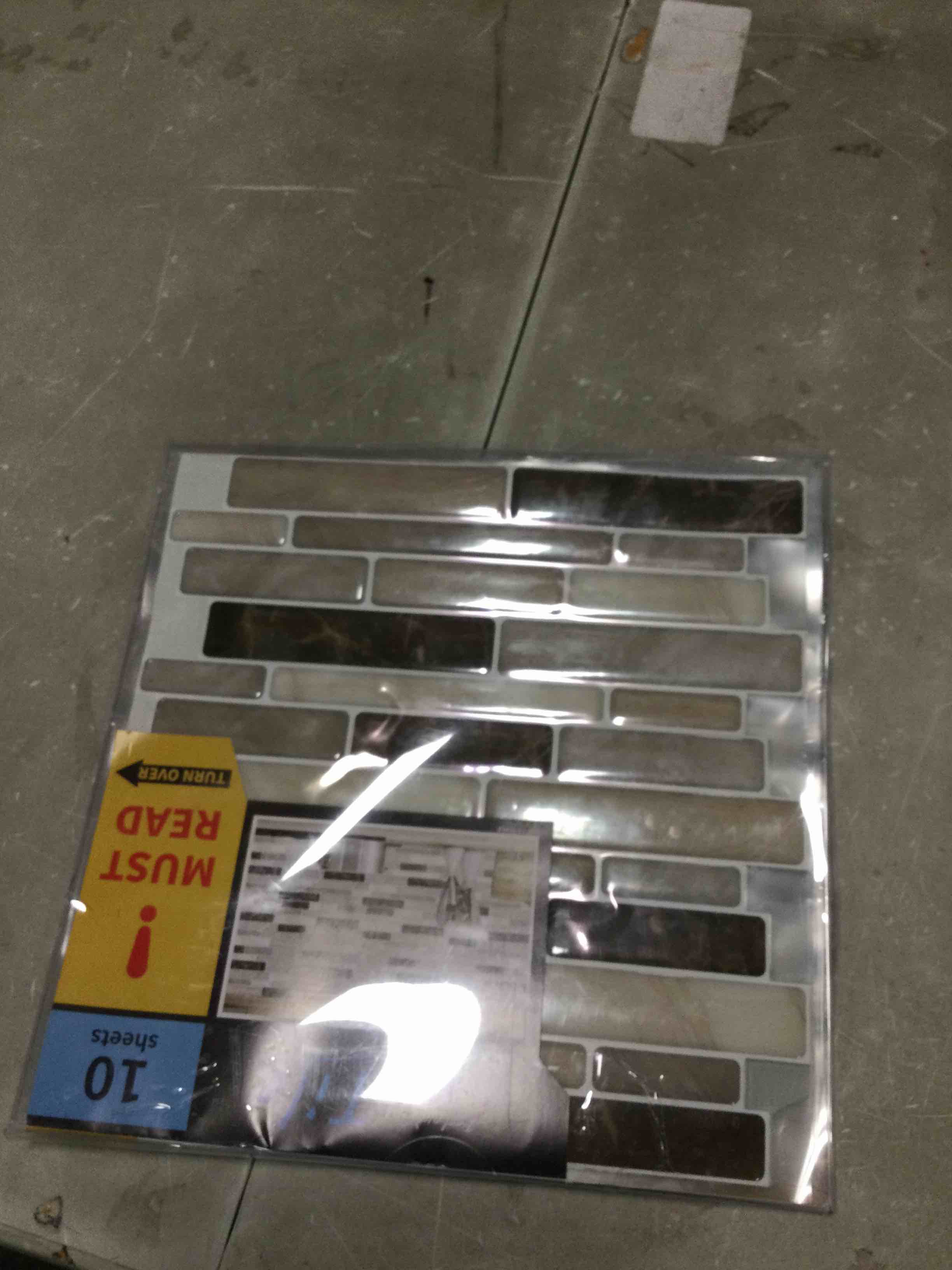 https://s3.amazonaws.com/lotting-images-prod/bidfta/GRN6239683_1714741220919.jpeg