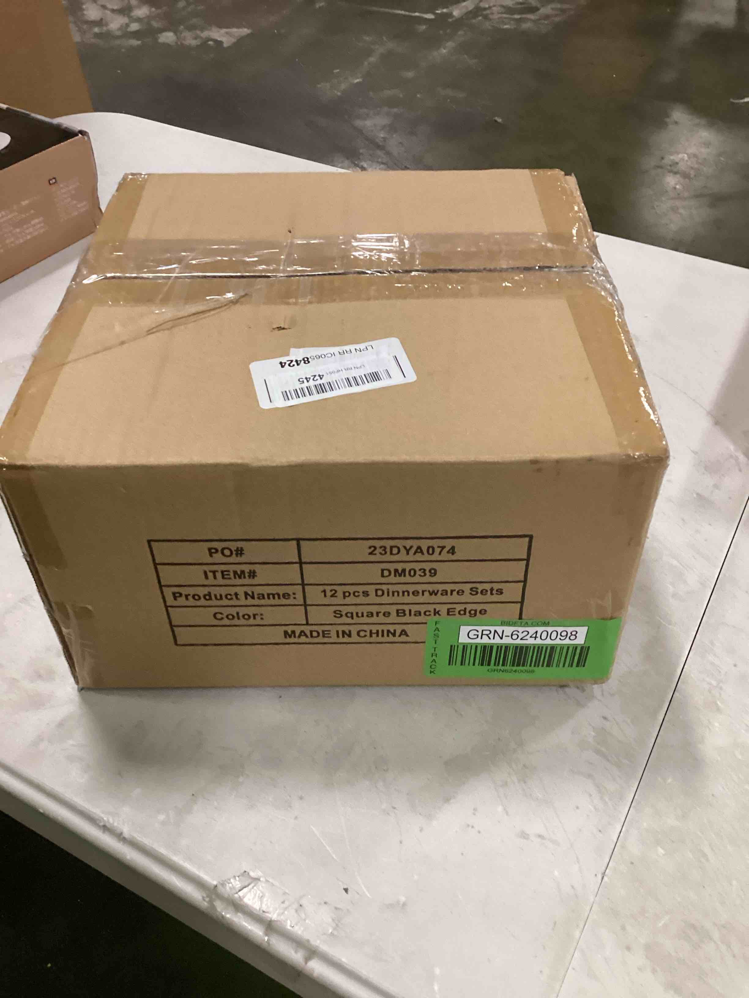 https://s3.amazonaws.com/lotting-images-prod/bidfta/GRN6240098_1715101839366.jpeg