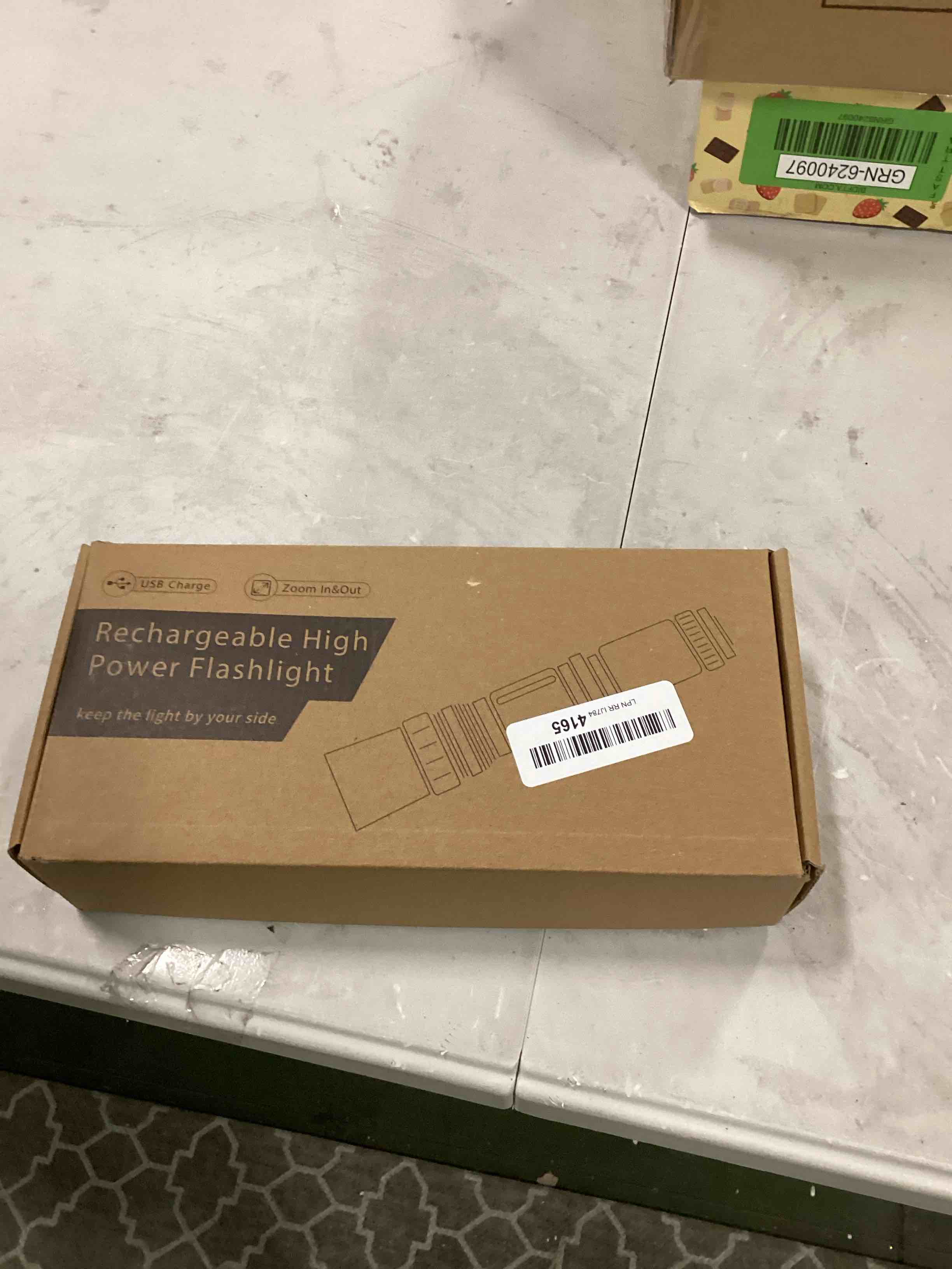 https://s3.amazonaws.com/lotting-images-prod/bidfta/GRN6240099_1715101897603.jpeg