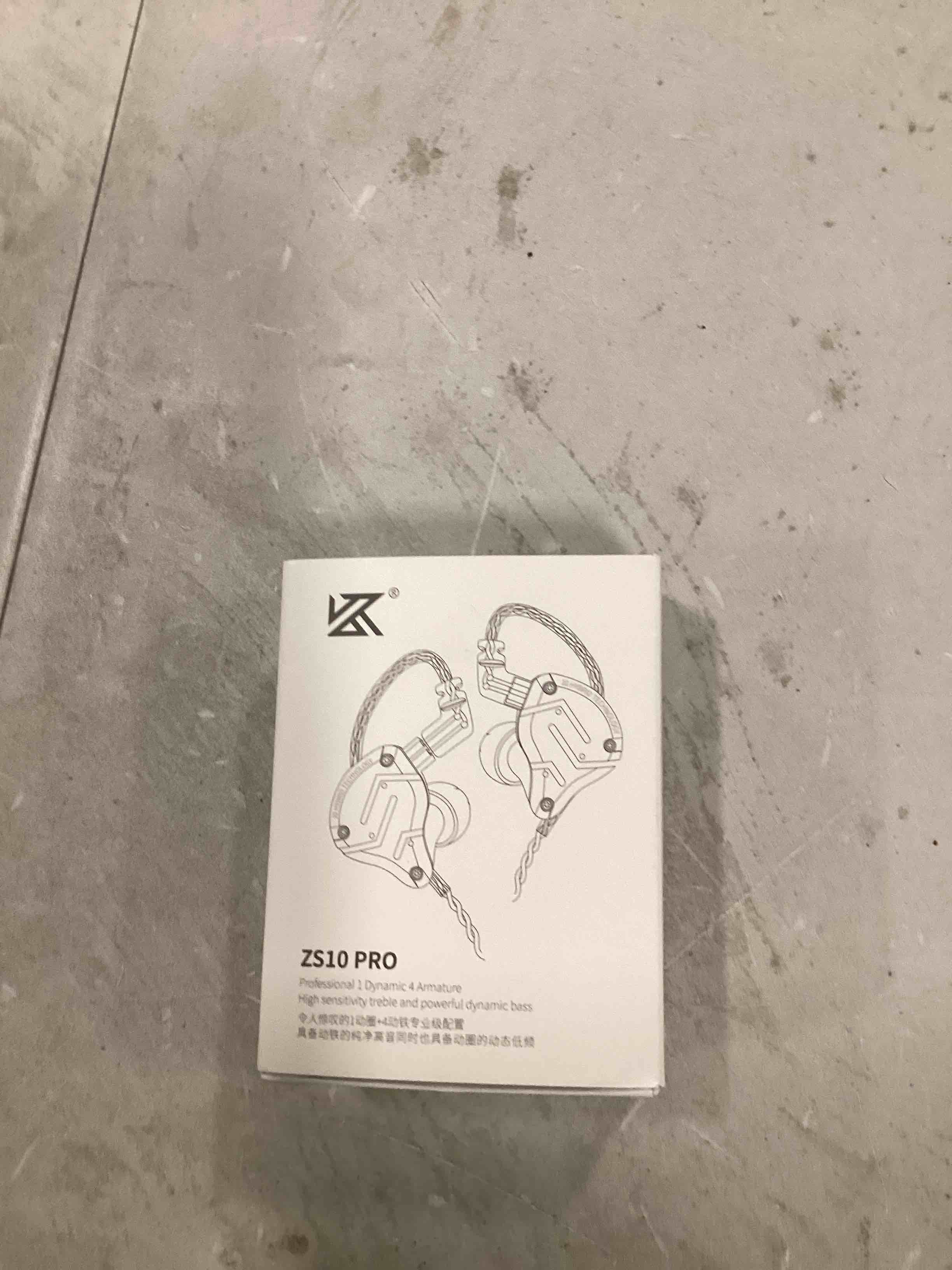 https://s3.amazonaws.com/lotting-images-prod/bidfta/GRN6240120_1715103862193.jpeg