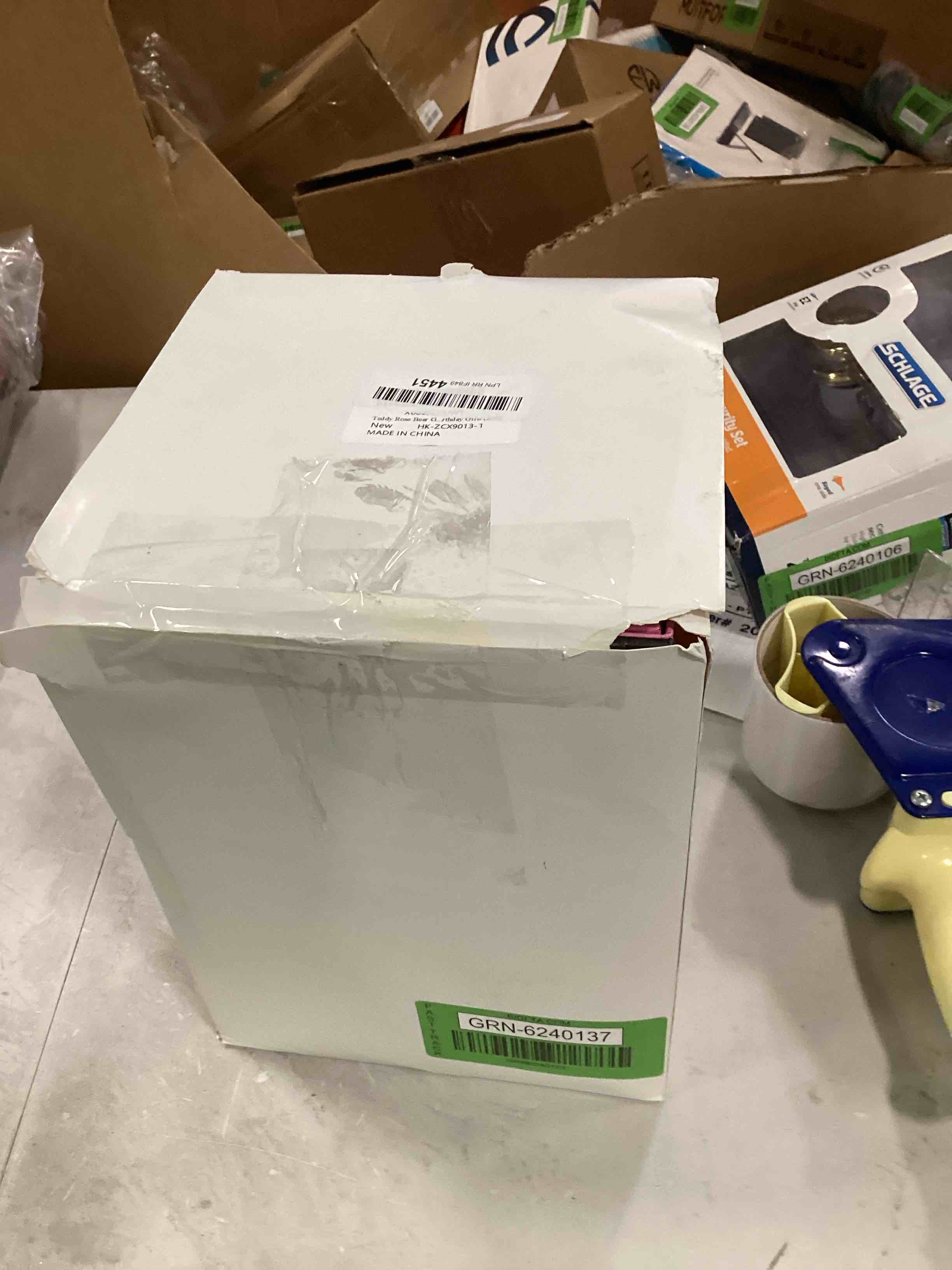 https://s3.amazonaws.com/lotting-images-prod/bidfta/GRN6240137_1715106380221.jpeg