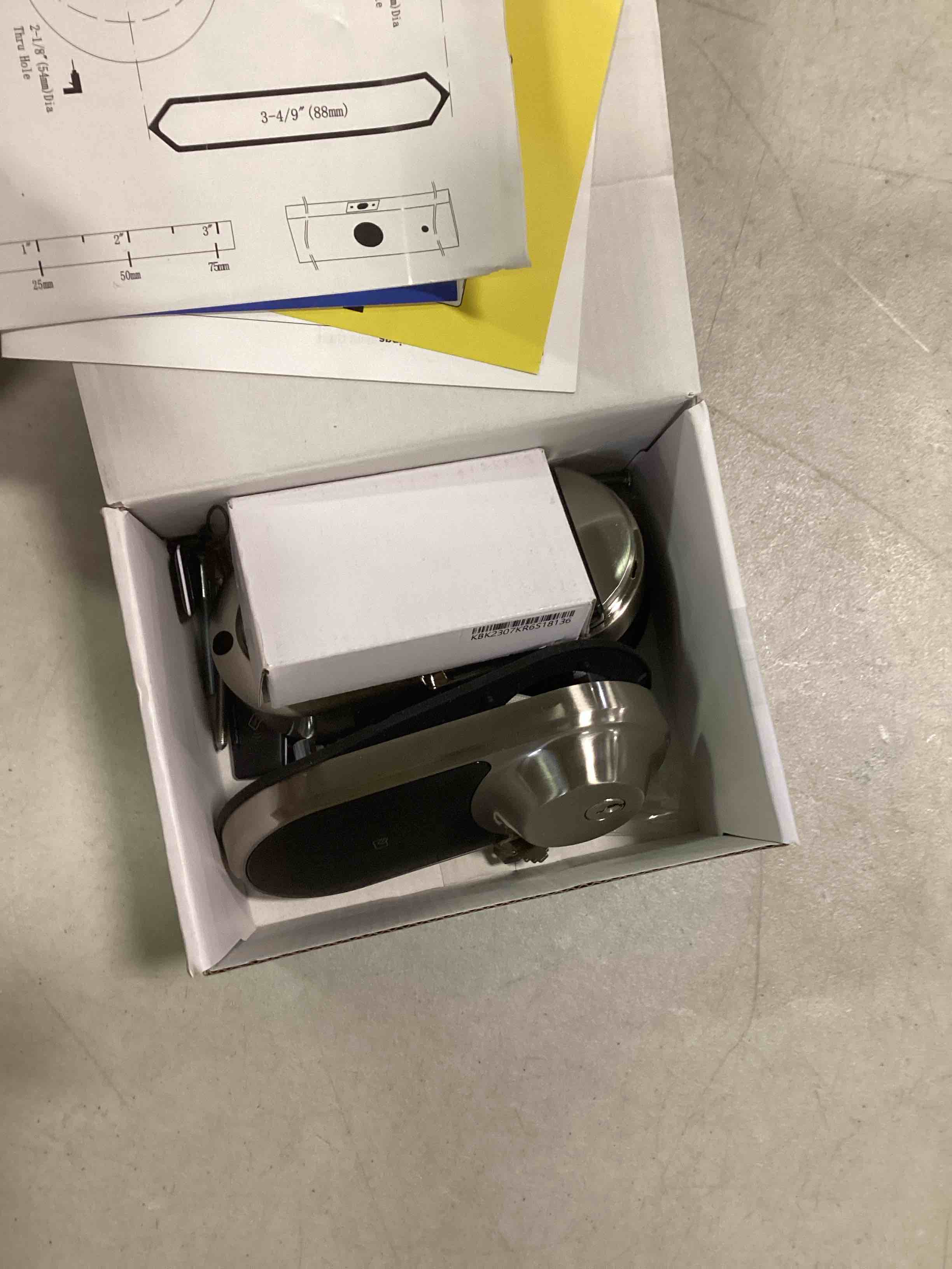https://s3.amazonaws.com/lotting-images-prod/bidfta/GRN6240960_1713548587219.jpeg