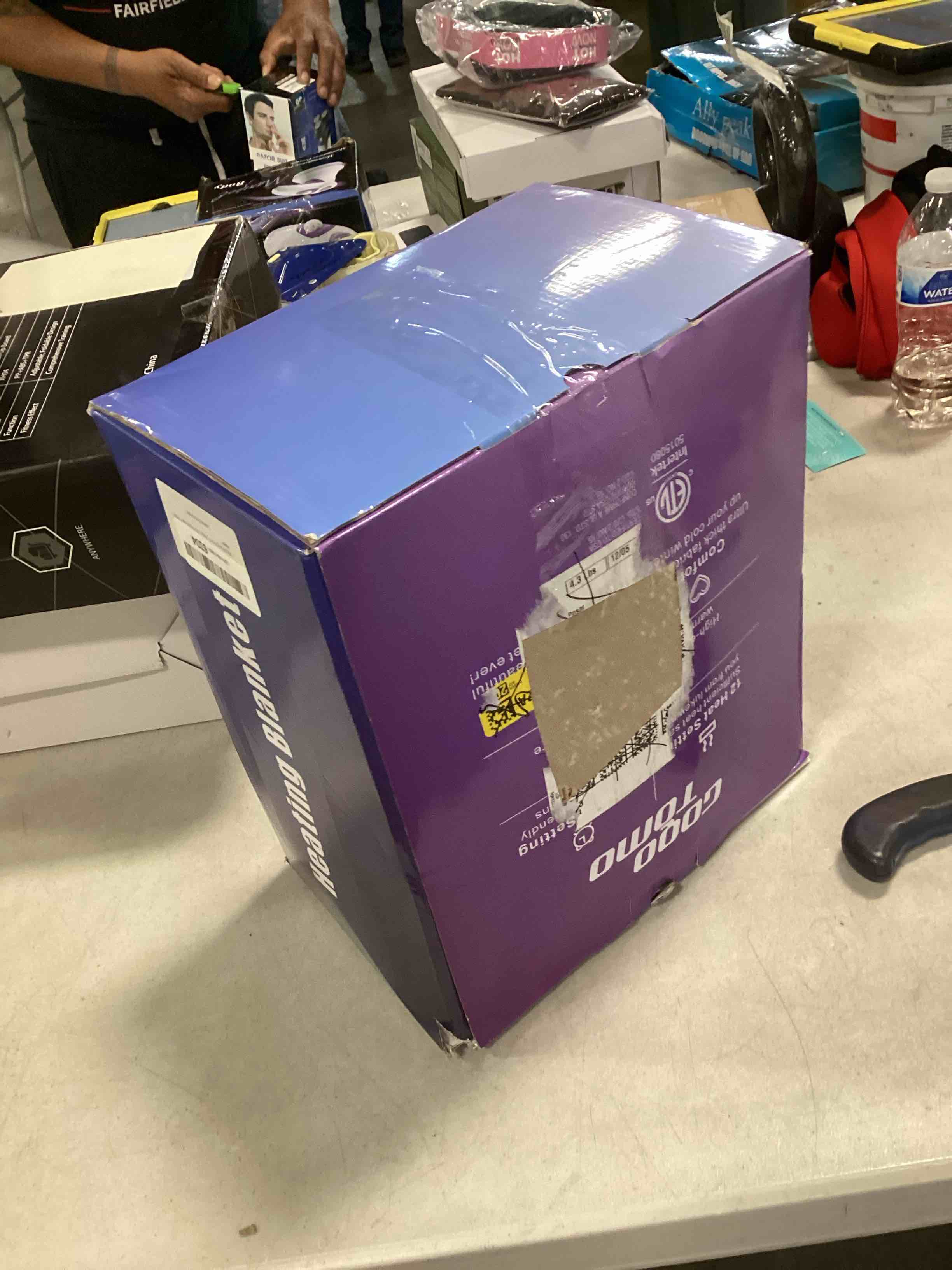 https://s3.amazonaws.com/lotting-images-prod/bidfta/GRN6240999_1713553017635.jpeg