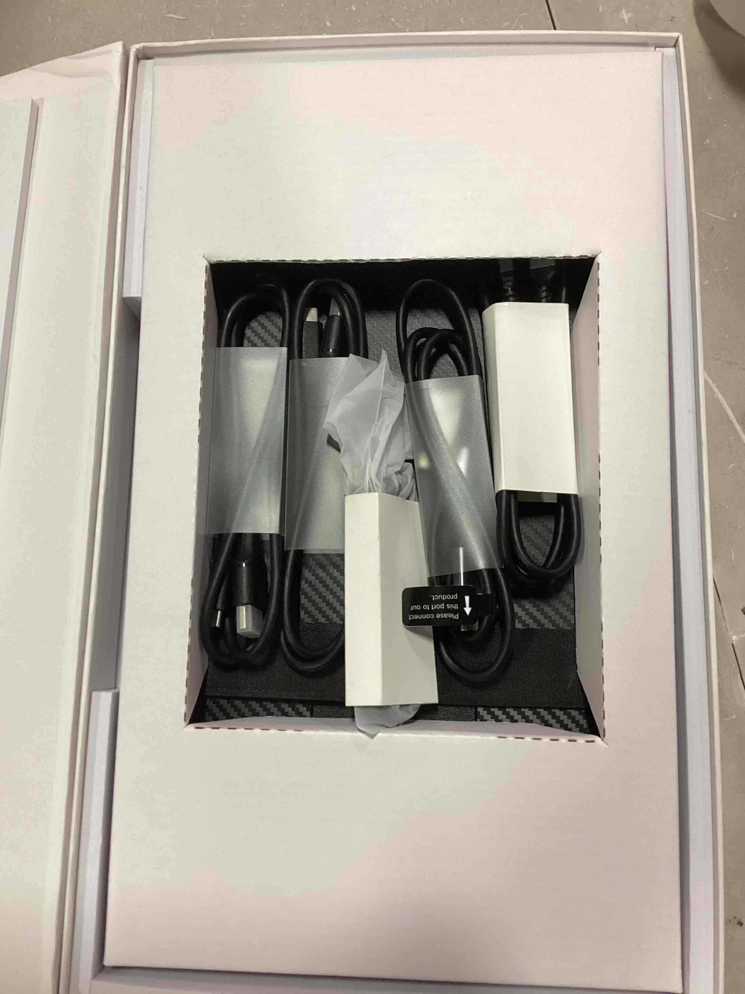 https://s3.amazonaws.com/lotting-images-prod/bidfta/GRN6241377_1713882902478.jpeg