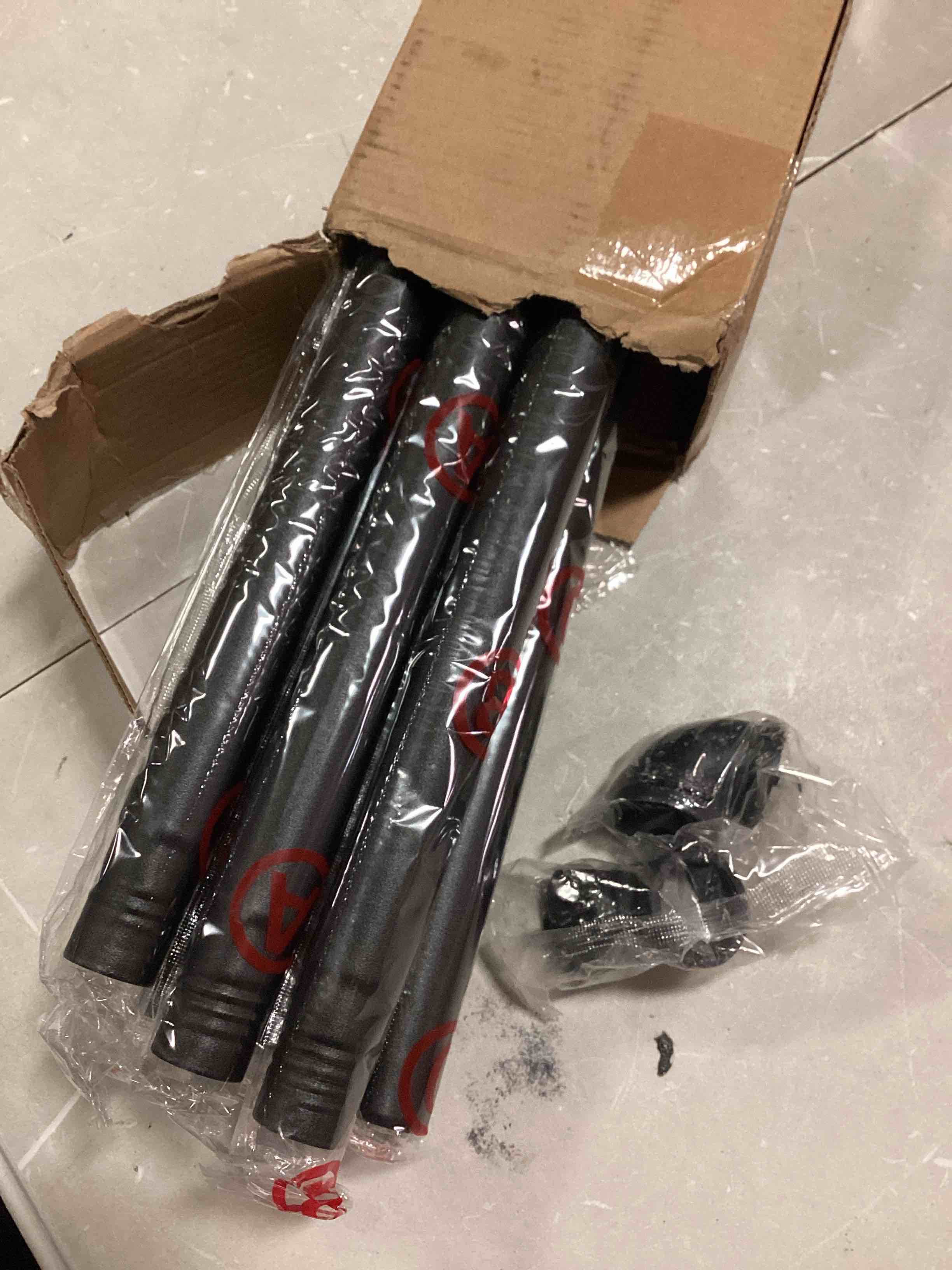 https://s3.amazonaws.com/lotting-images-prod/bidfta/GRN6241474_1713897163441.jpeg