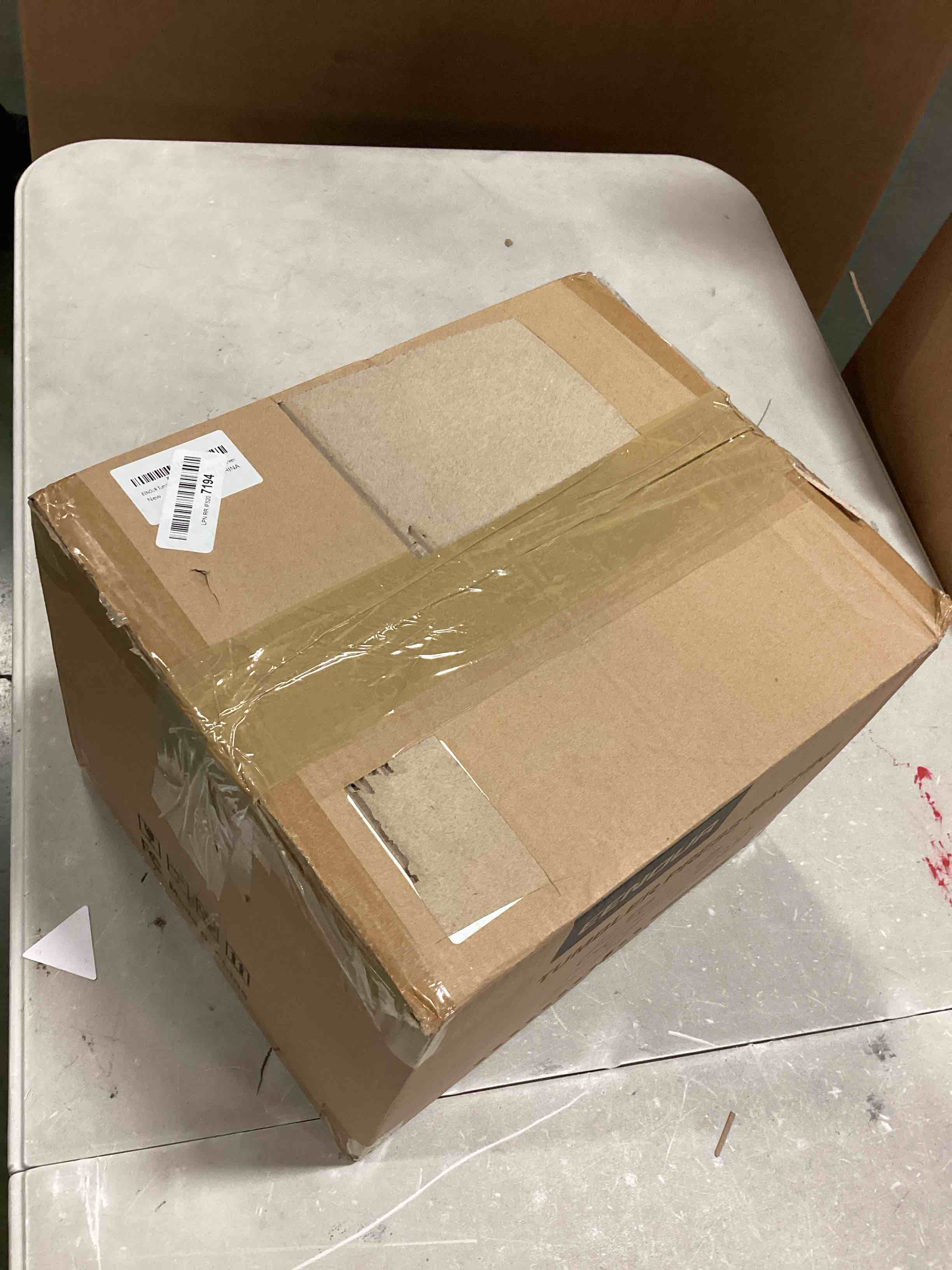 https://s3.amazonaws.com/lotting-images-prod/bidfta/GRN6241486_1713898862438.jpeg