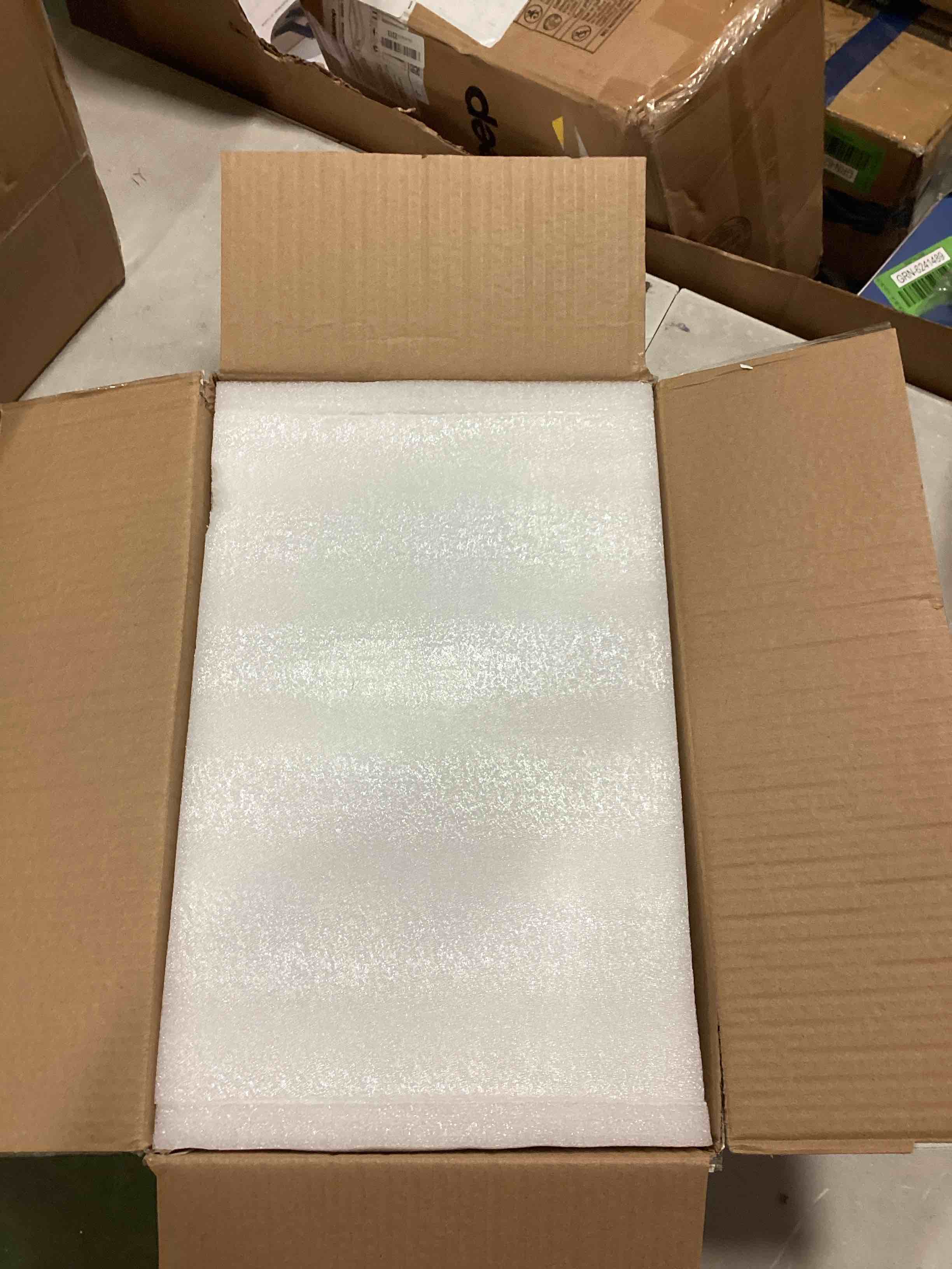 https://s3.amazonaws.com/lotting-images-prod/bidfta/GRN6241509_1713901121385.jpeg