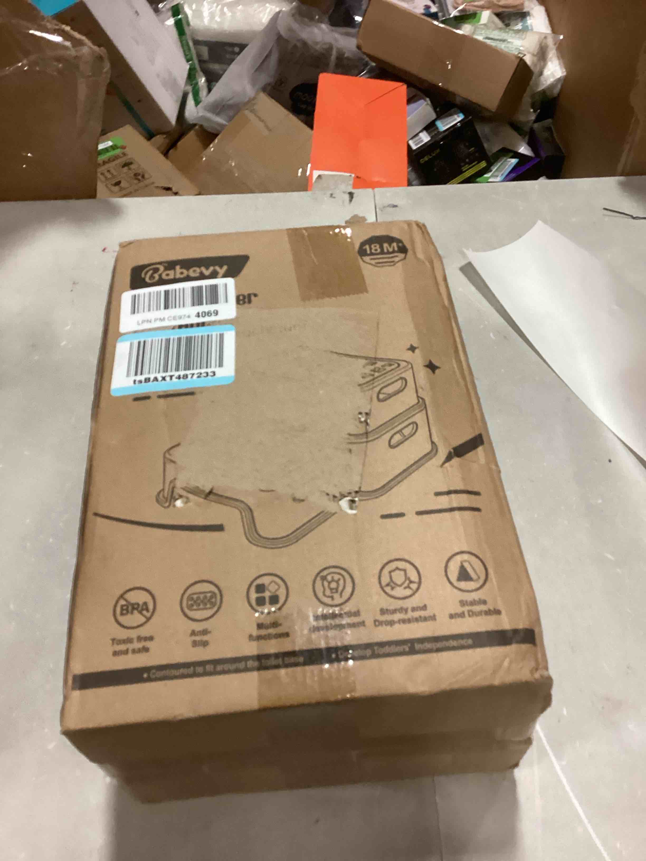 https://s3.amazonaws.com/lotting-images-prod/bidfta/GRN6241622_1713984669849.jpeg