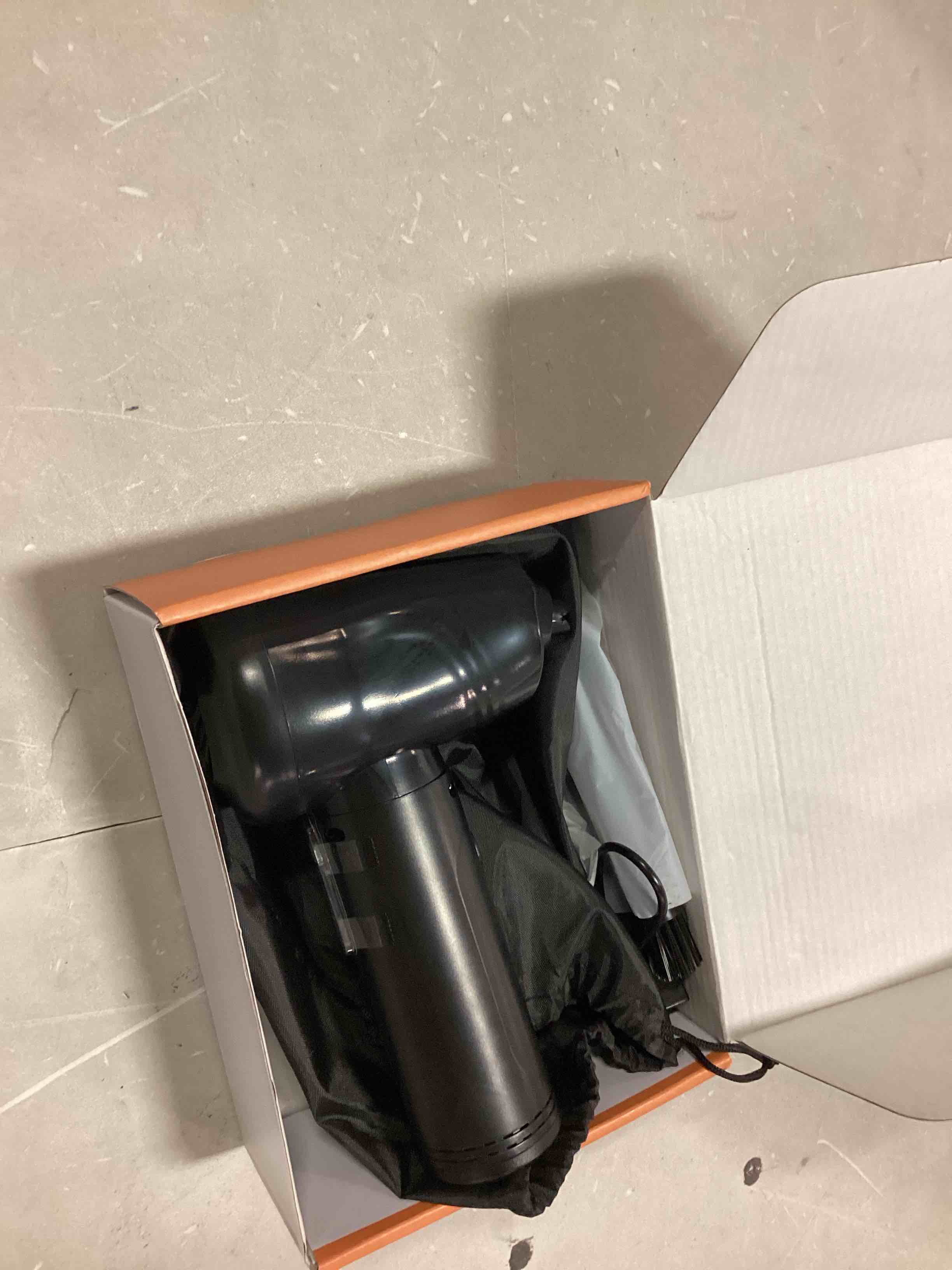 https://s3.amazonaws.com/lotting-images-prod/bidfta/GRN6241795_1714135874867.jpeg