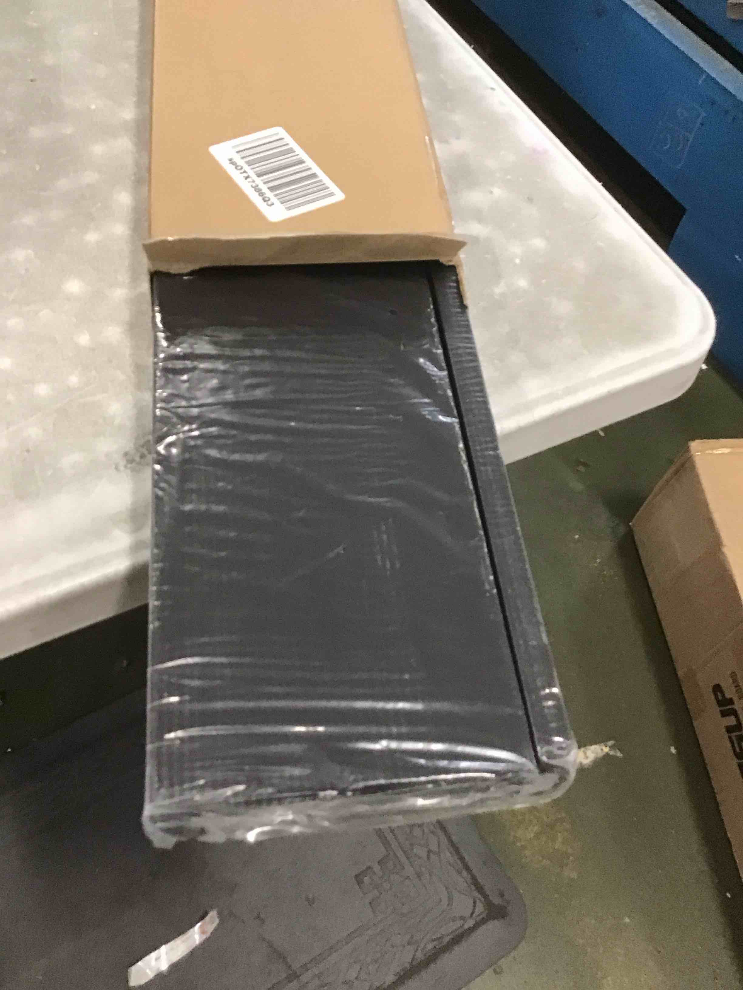 https://s3.amazonaws.com/lotting-images-prod/bidfta/GRN6242592_1713378026084.jpeg