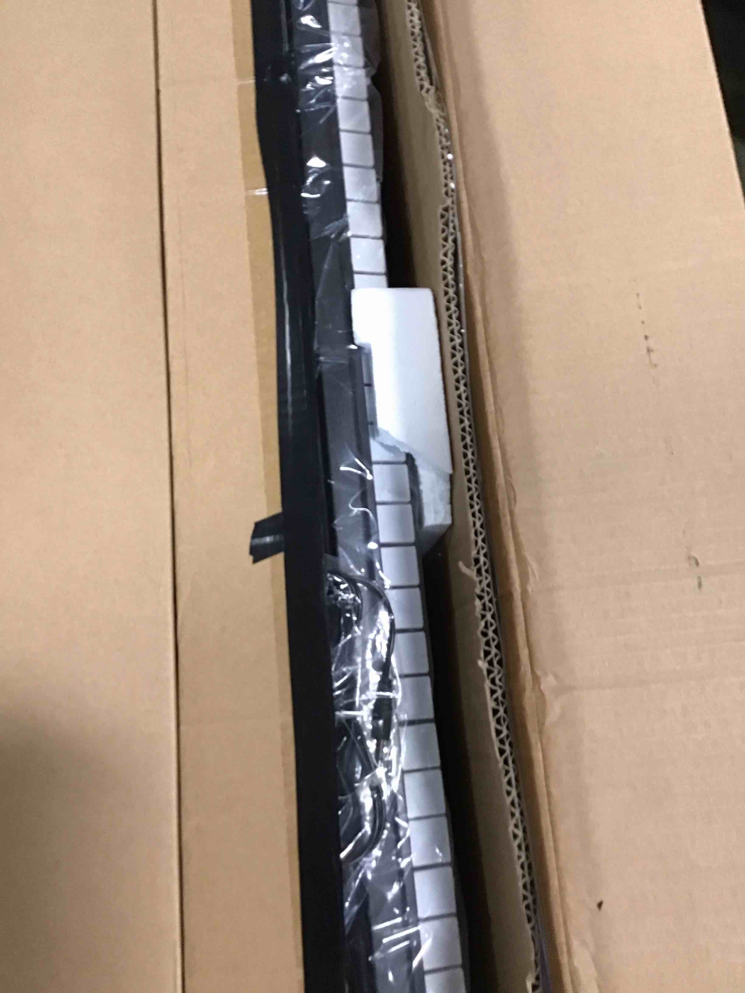 https://s3.amazonaws.com/lotting-images-prod/bidfta/GRN6242611_1713382166191.jpeg