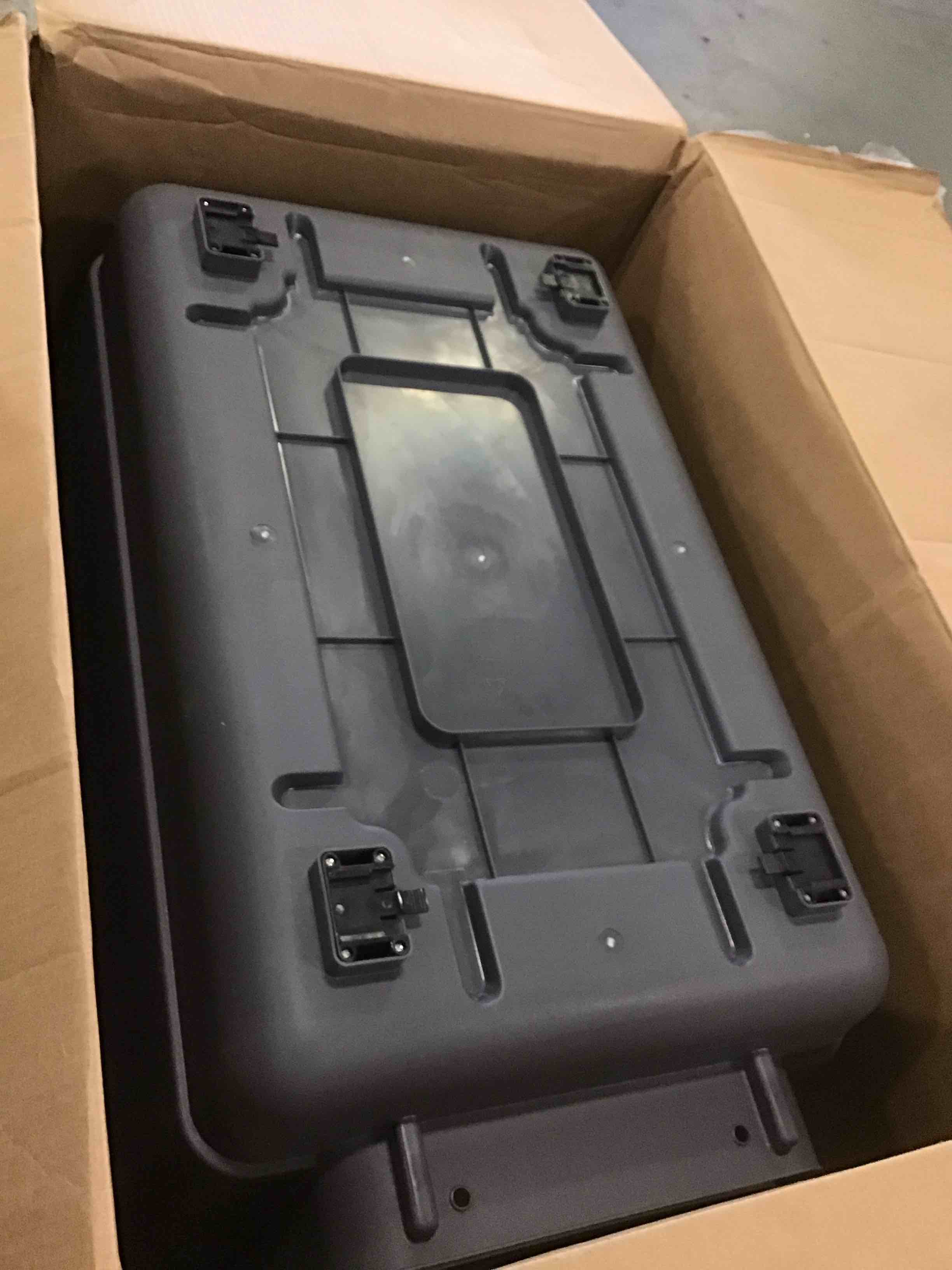 https://s3.amazonaws.com/lotting-images-prod/bidfta/GRN6242732_1713452897433.jpeg