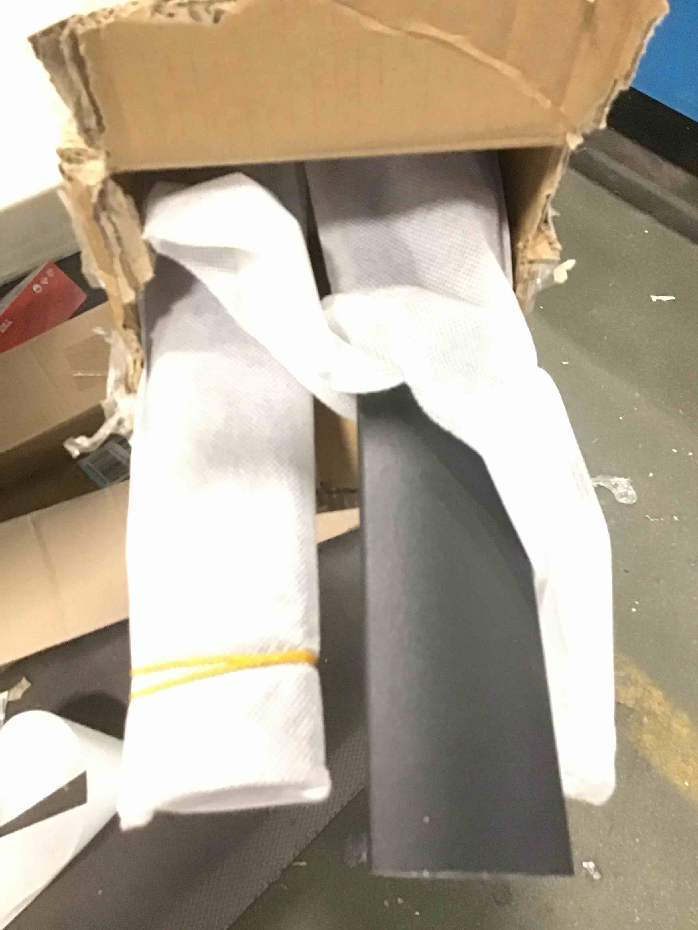 https://s3.amazonaws.com/lotting-images-prod/bidfta/GRN6242985_1713540517446.jpeg