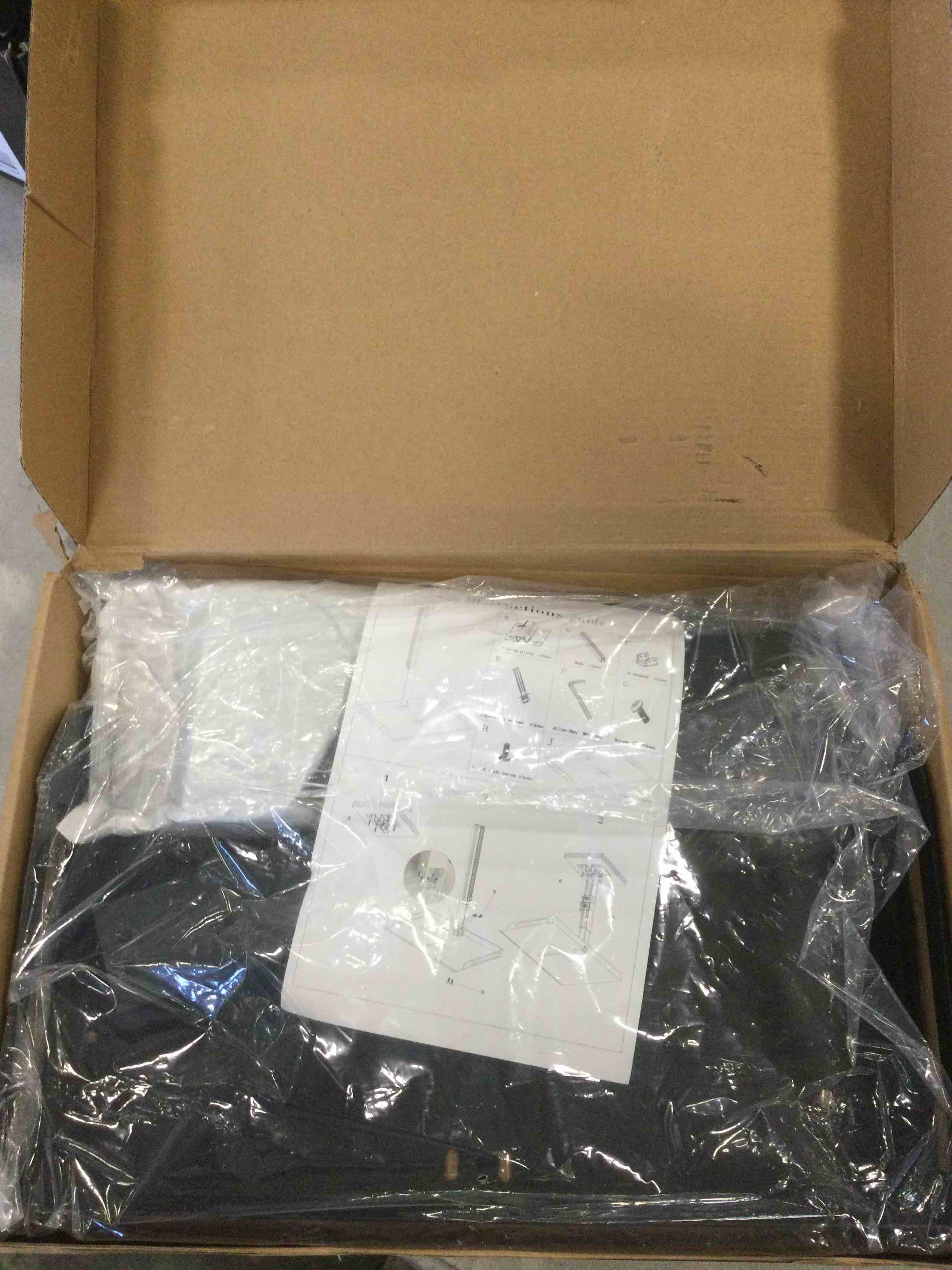 https://s3.amazonaws.com/lotting-images-prod/bidfta/GRN6244439_1713985781148.jpeg