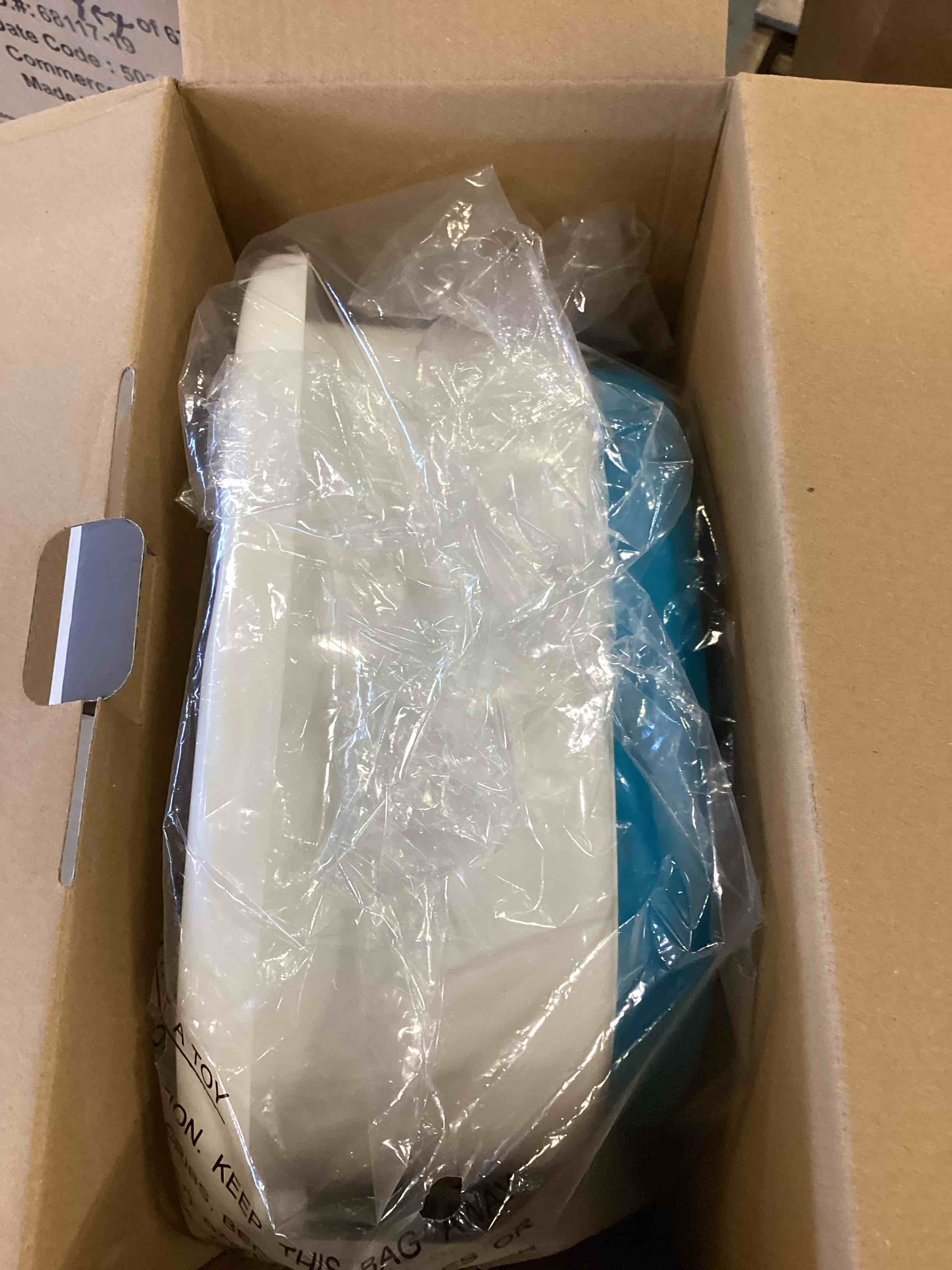 https://s3.amazonaws.com/lotting-images-prod/bidfta/GRN6244463_1713988722301.jpeg
