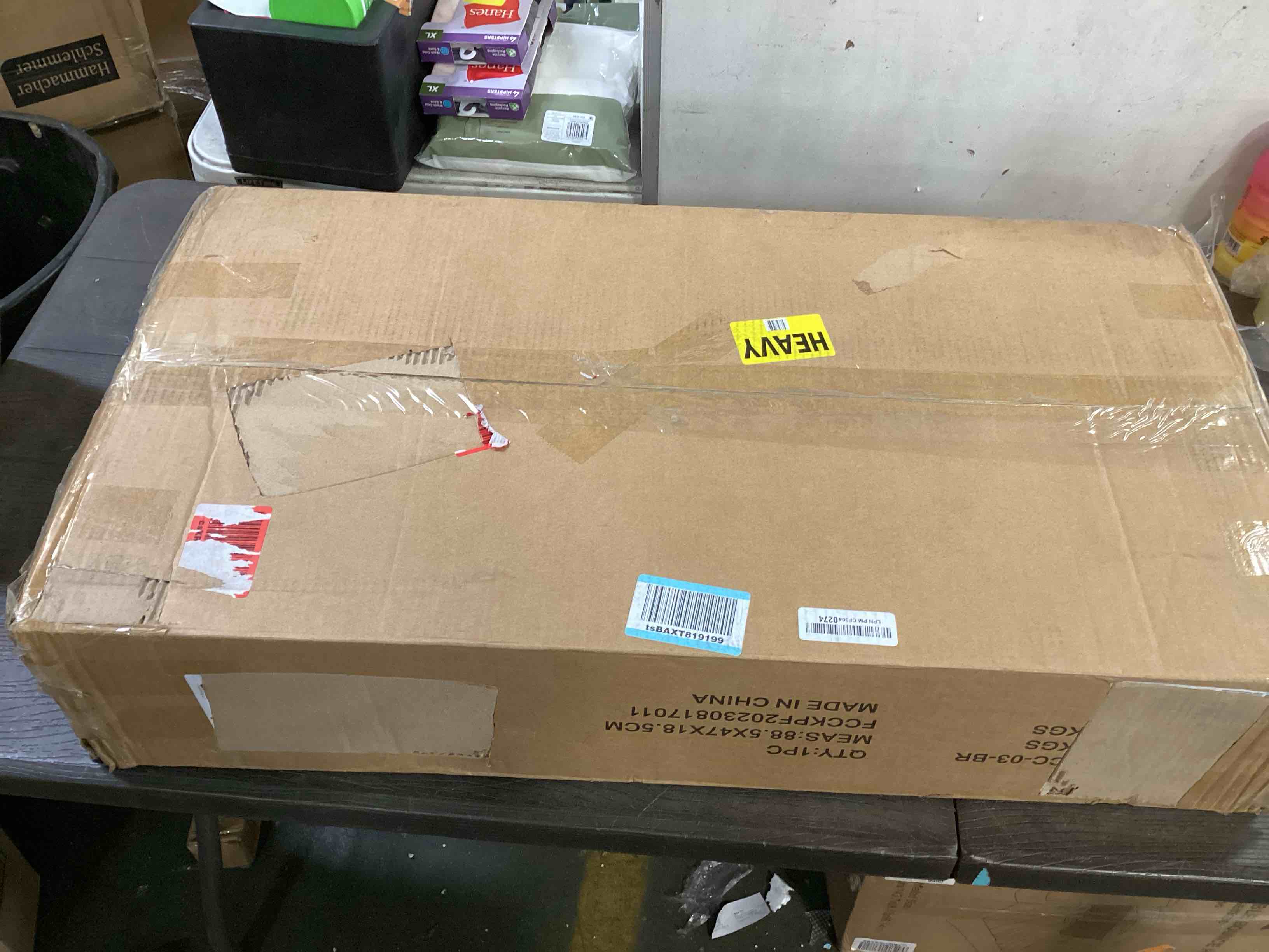 https://s3.amazonaws.com/lotting-images-prod/bidfta/GRN6245150_1713902514038.jpeg