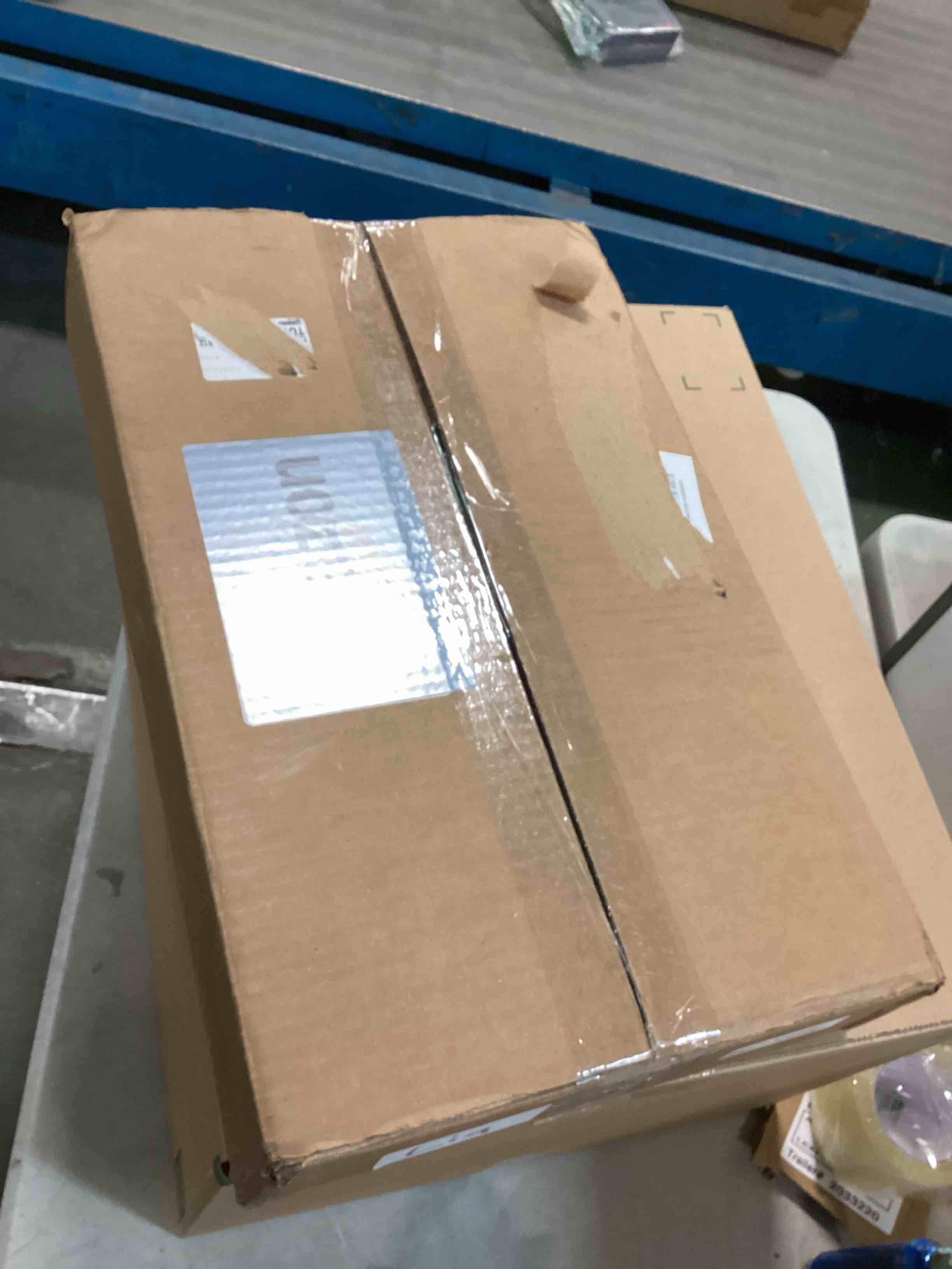 https://s3.amazonaws.com/lotting-images-prod/bidfta/GRN6245238_1713963854159.jpeg