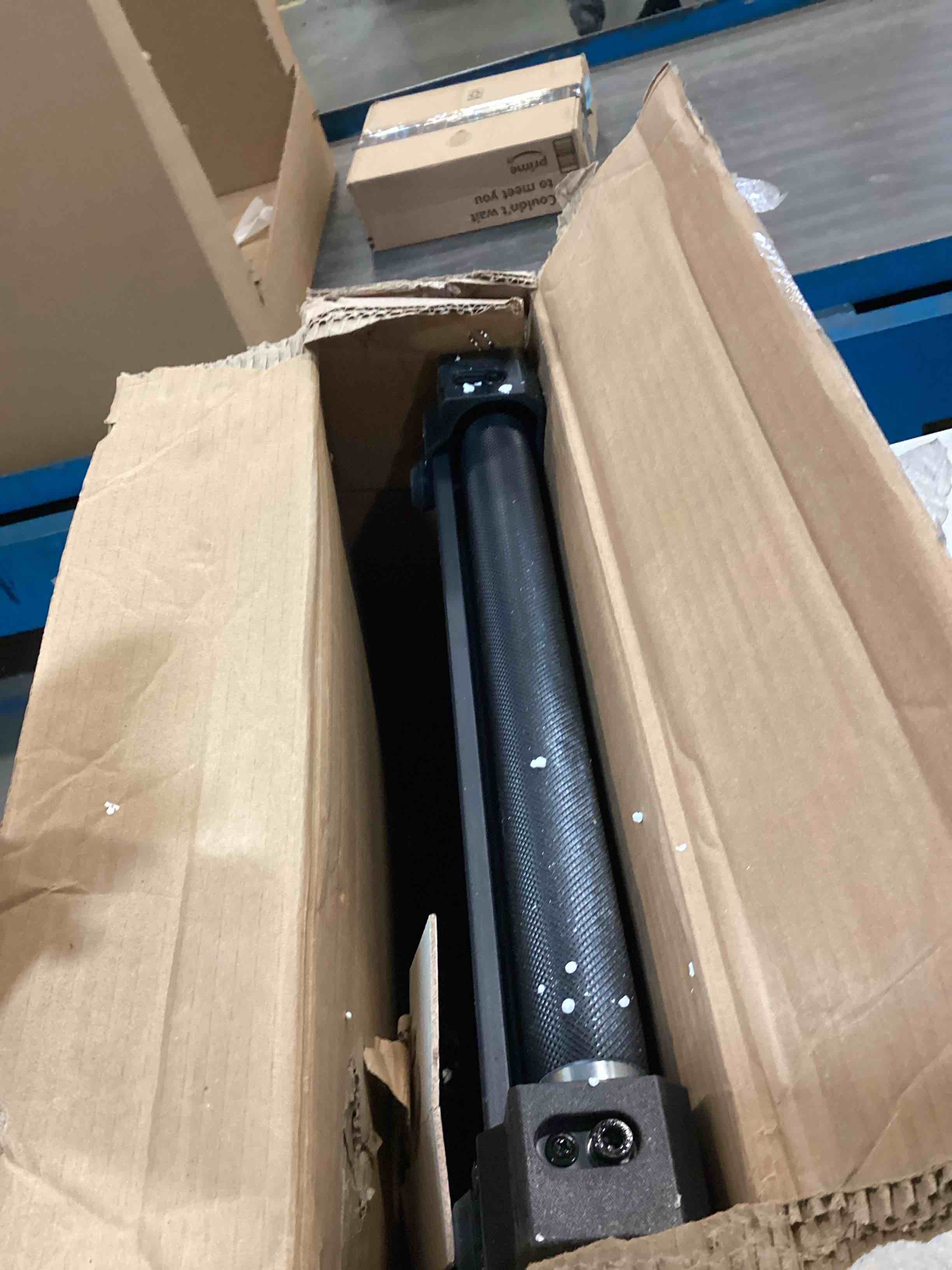 https://s3.amazonaws.com/lotting-images-prod/bidfta/GRN6245662_1714142193378.jpeg
