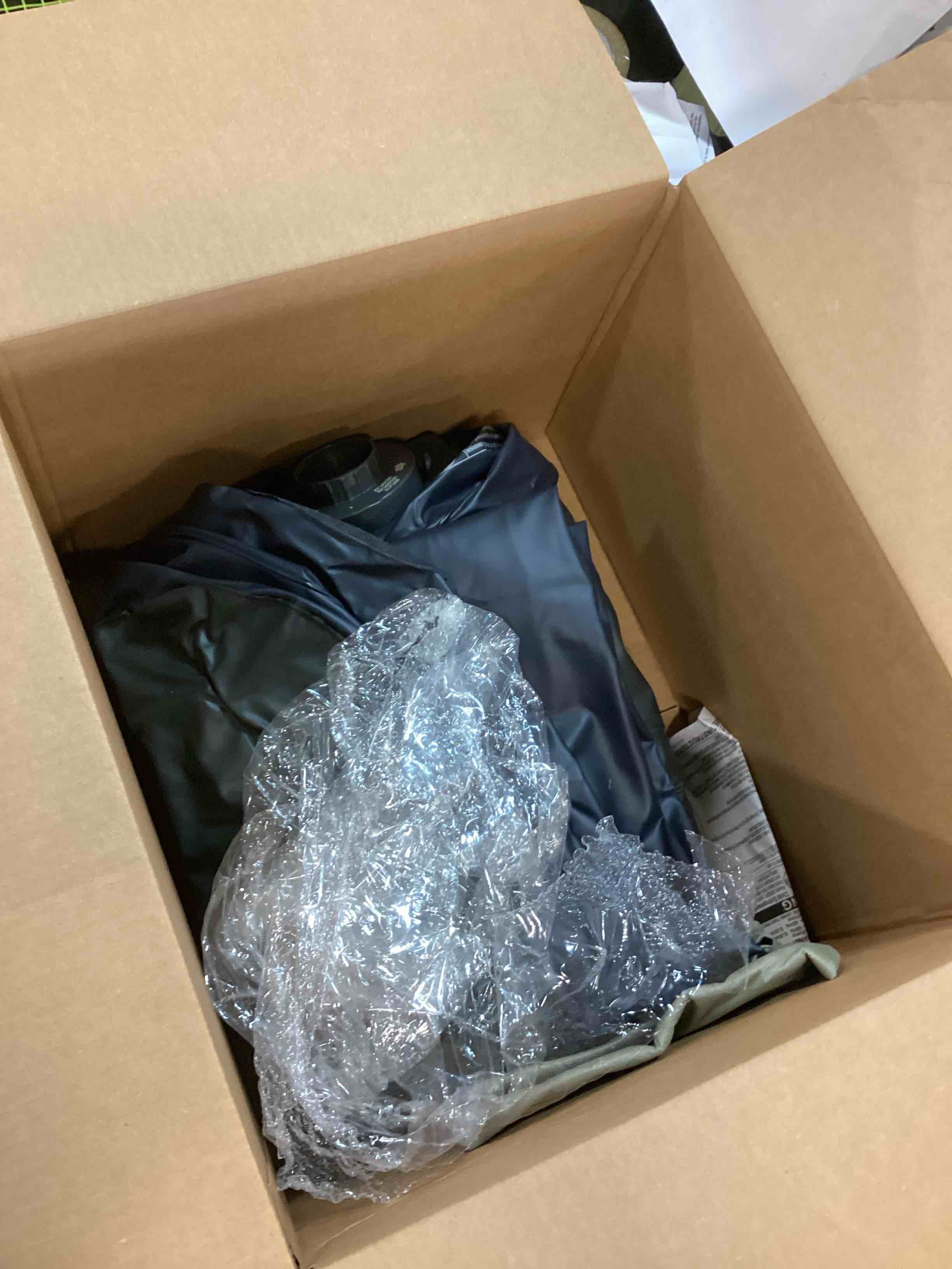 https://s3.amazonaws.com/lotting-images-prod/bidfta/GRN6246083_1714415663147.jpeg