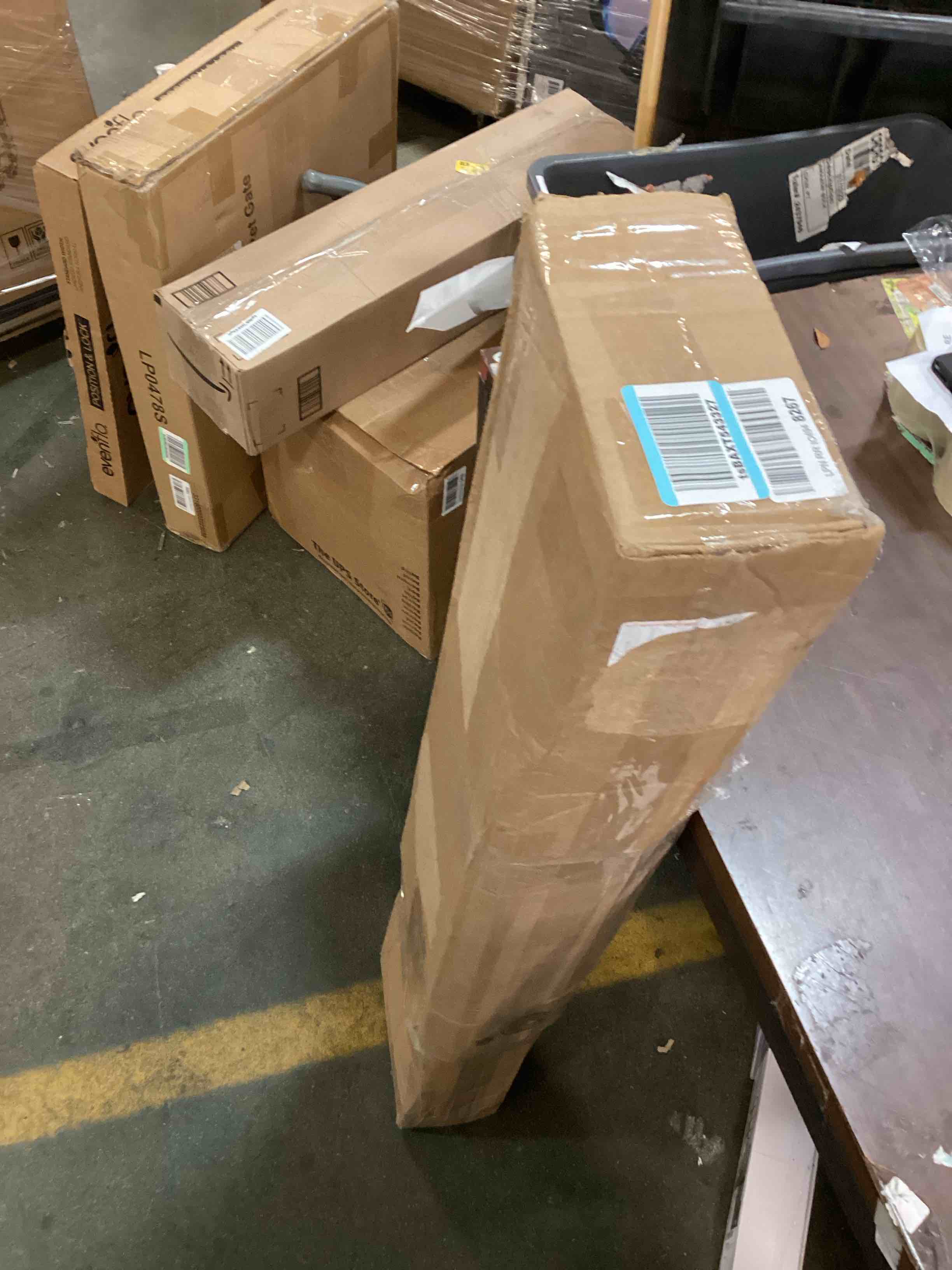 https://s3.amazonaws.com/lotting-images-prod/bidfta/GRN6246097_1714418261660.jpeg