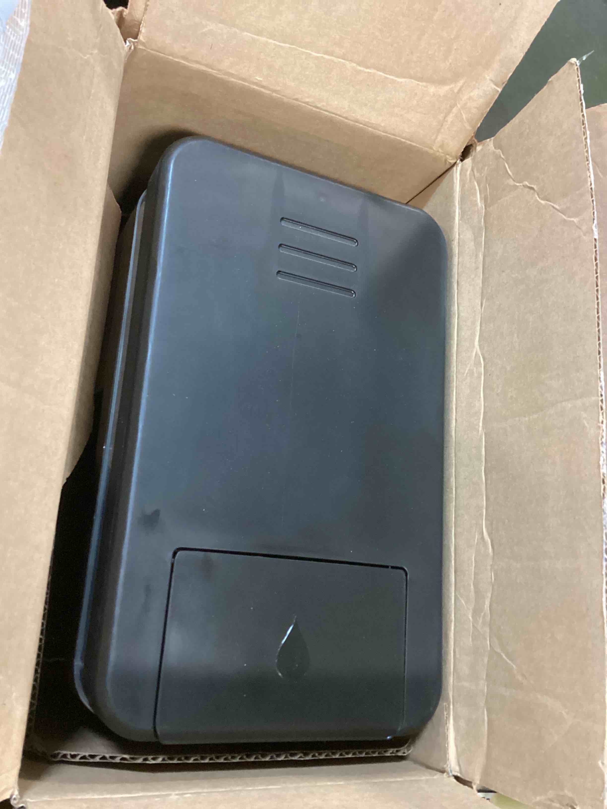 https://s3.amazonaws.com/lotting-images-prod/bidfta/GRN6247003_1713788118721.jpeg