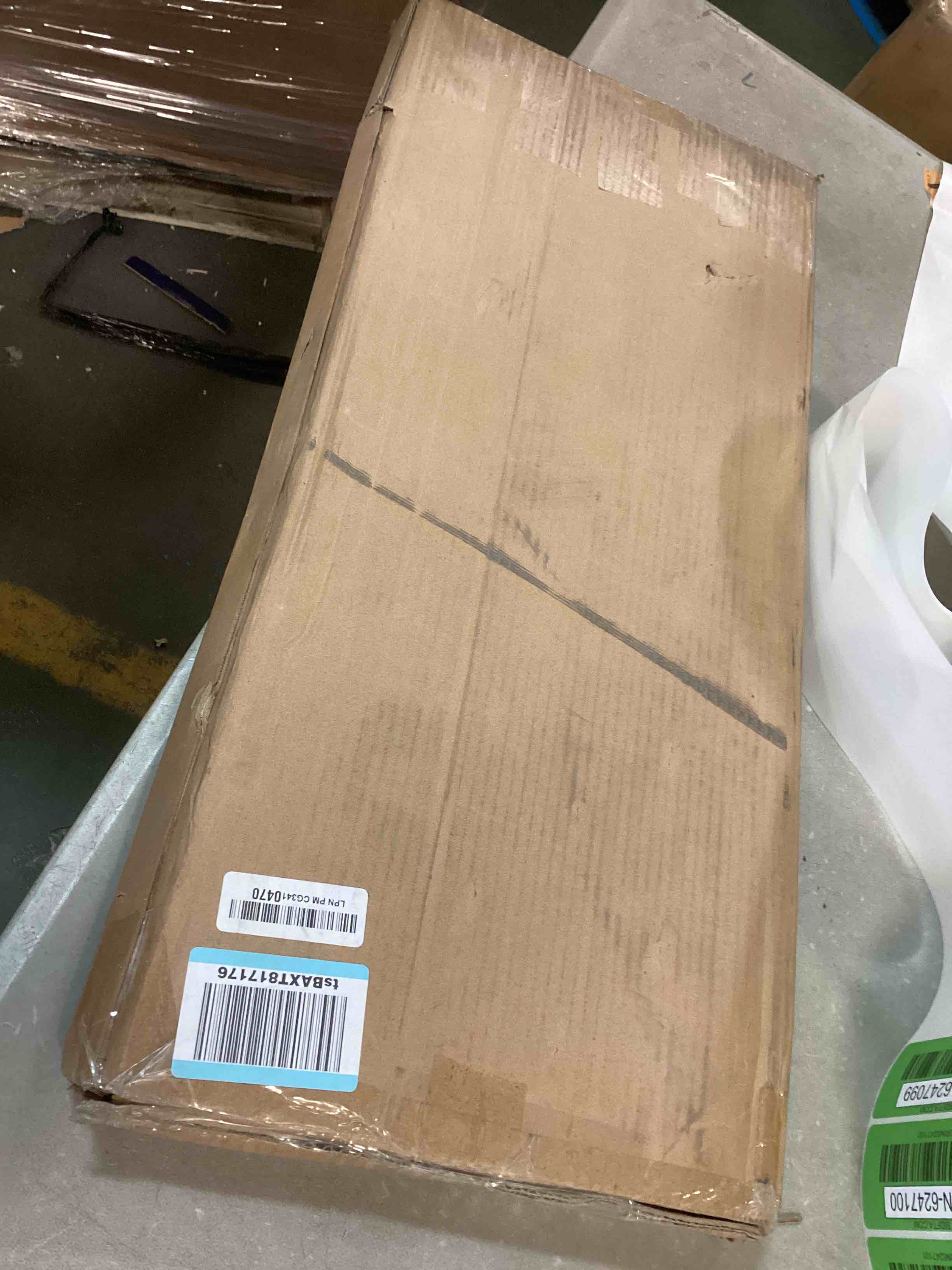 https://s3.amazonaws.com/lotting-images-prod/bidfta/GRN6247099_1713799320596.jpeg