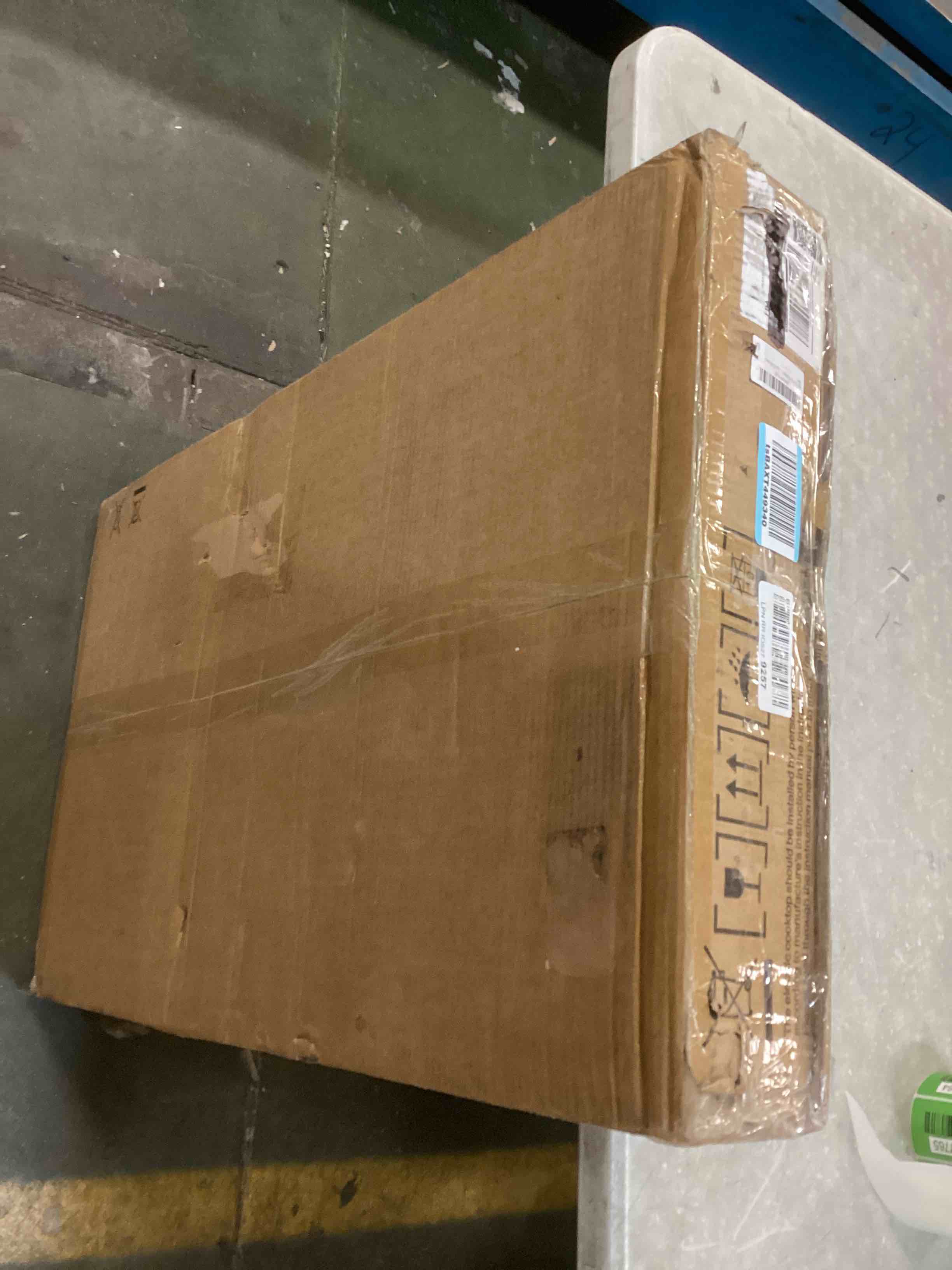https://s3.amazonaws.com/lotting-images-prod/bidfta/GRN6247760_1714043024362.jpeg