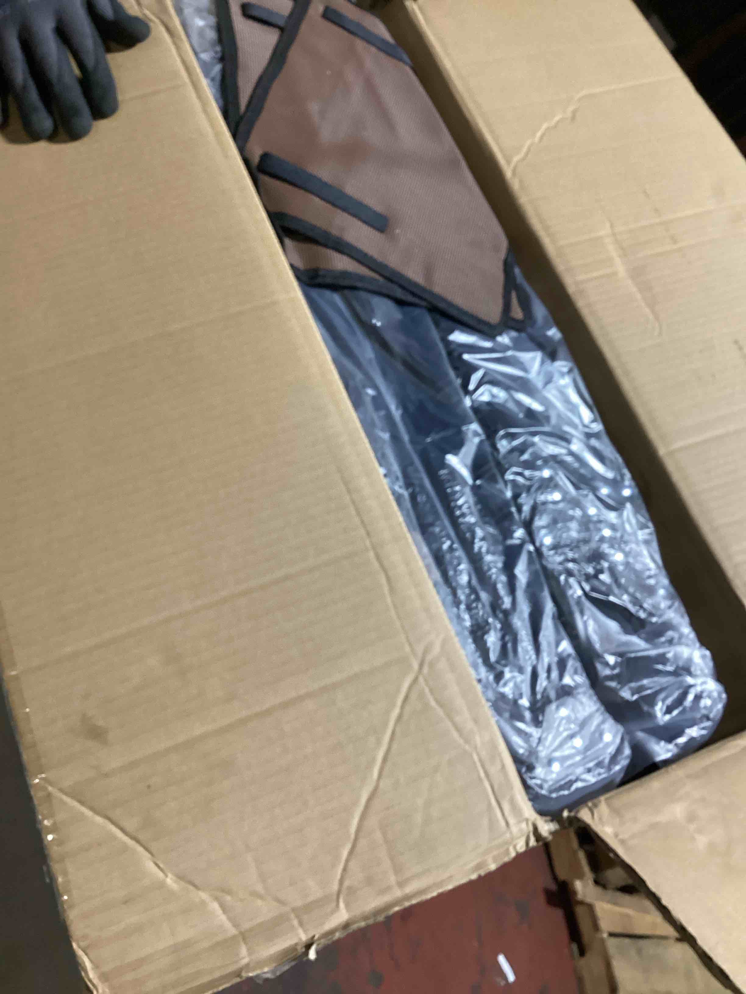 https://s3.amazonaws.com/lotting-images-prod/bidfta/GRN6254459_1722265231387.jpeg