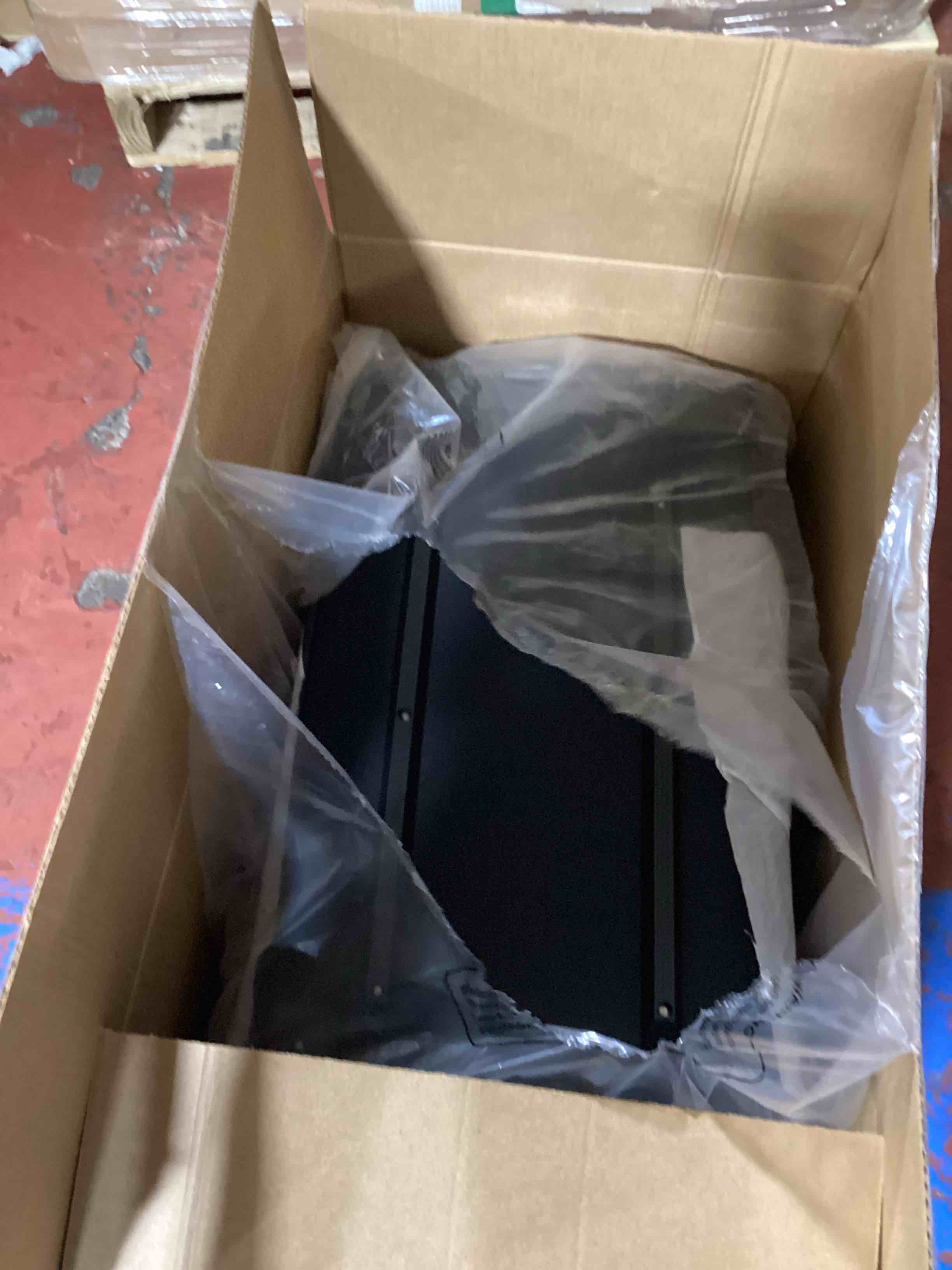 https://s3.amazonaws.com/lotting-images-prod/bidfta/GRN6254590_1722352241164.jpeg