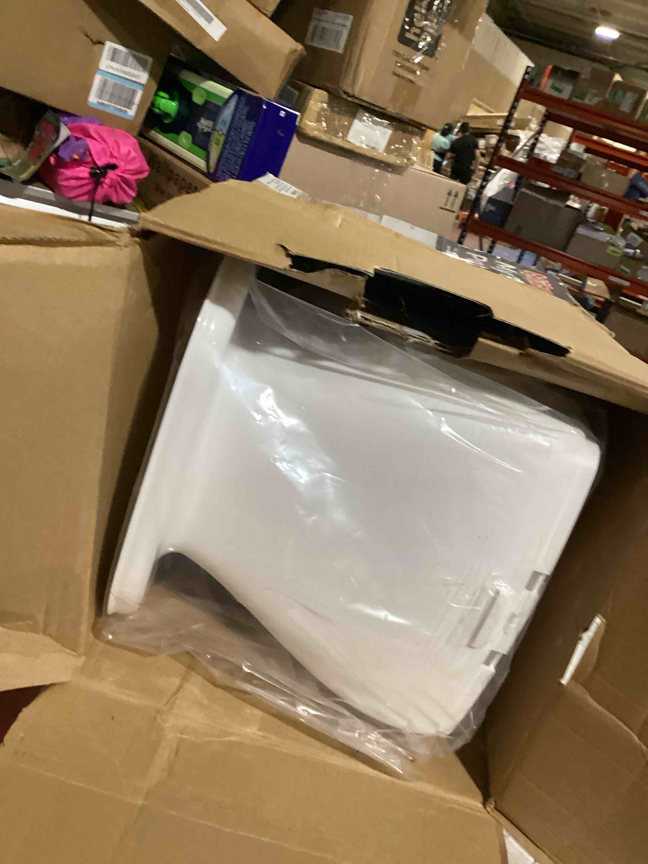 https://s3.amazonaws.com/lotting-images-prod/bidfta/GRN6254661_1722368330381.jpeg